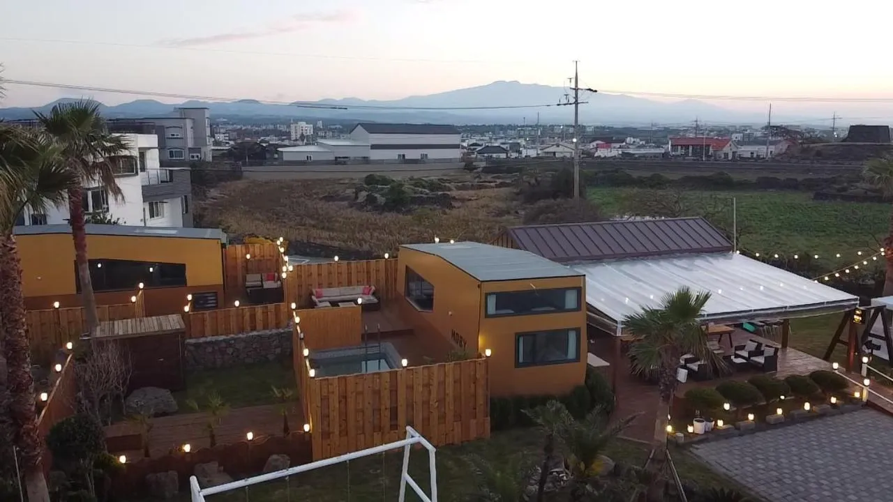 Morning Beach Pension