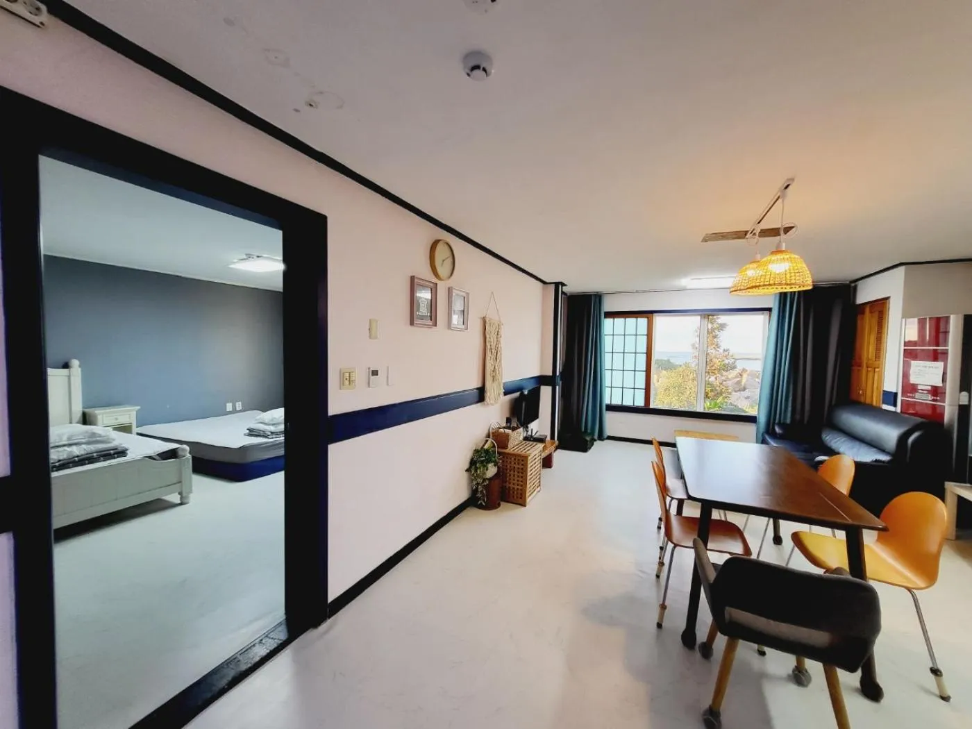 Morning Beach Pension