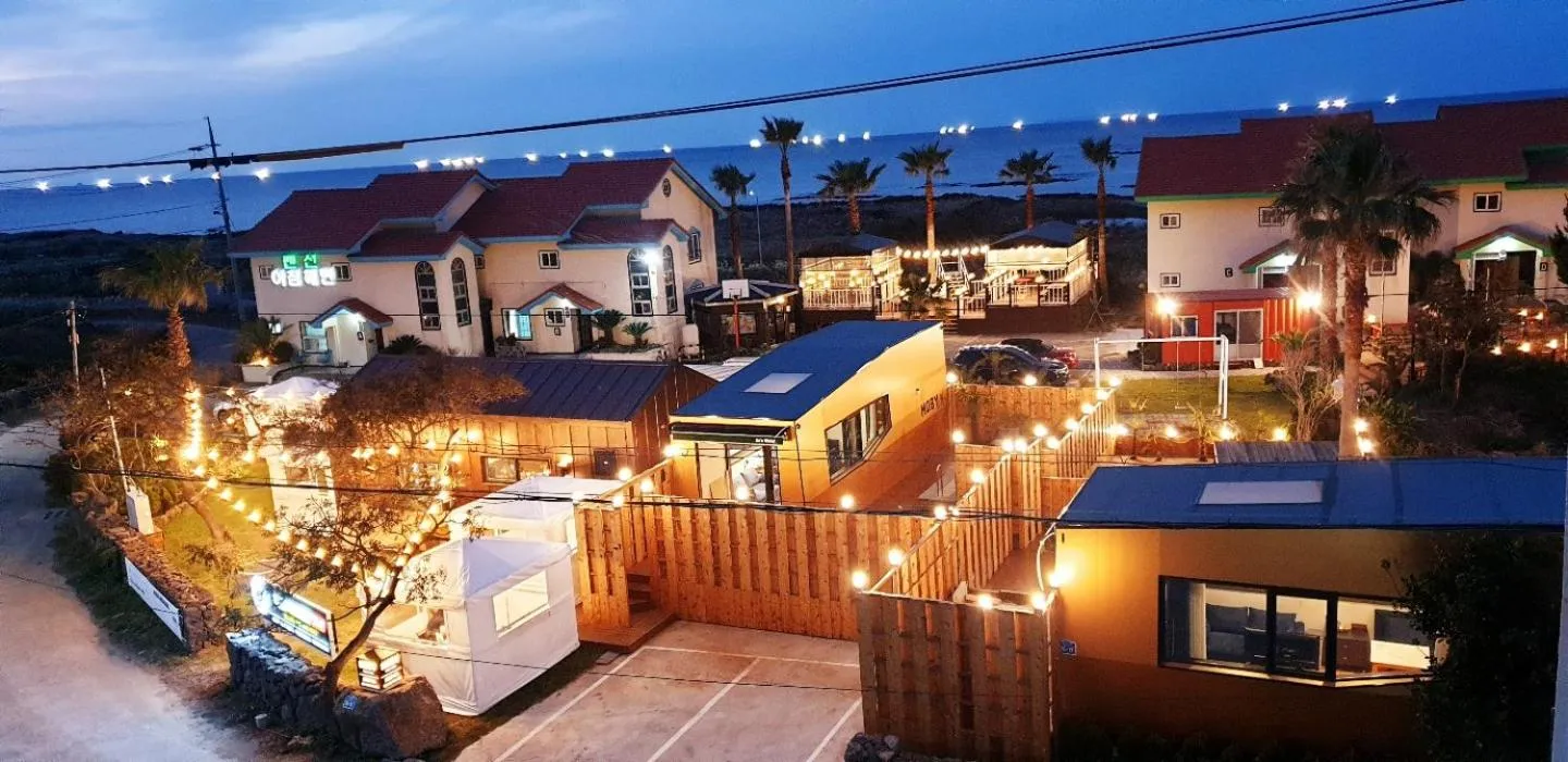 Morning Beach Pension