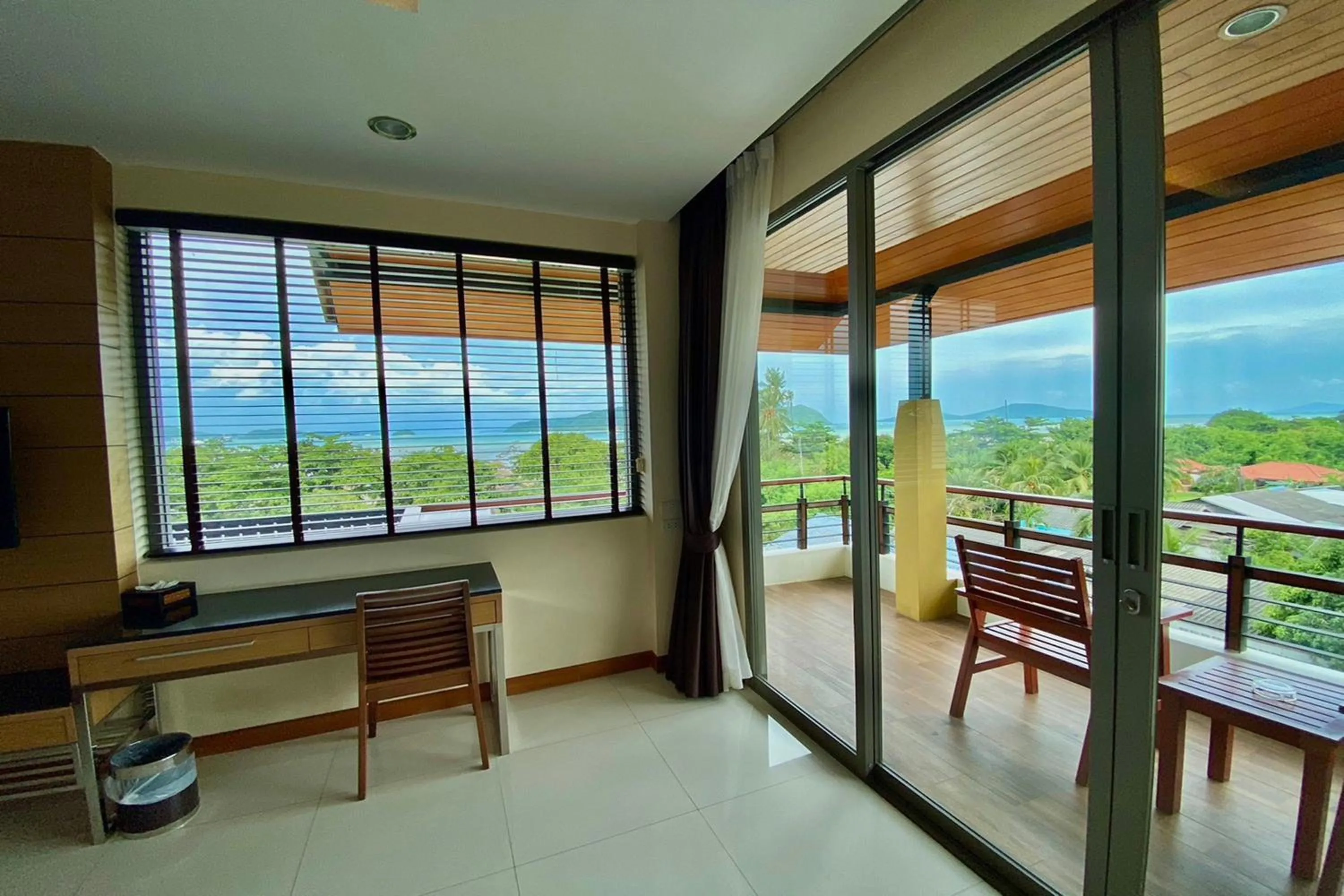 Balcony/Terrace in Aqua Resort Phuket - Near Beach and Chalong Pier