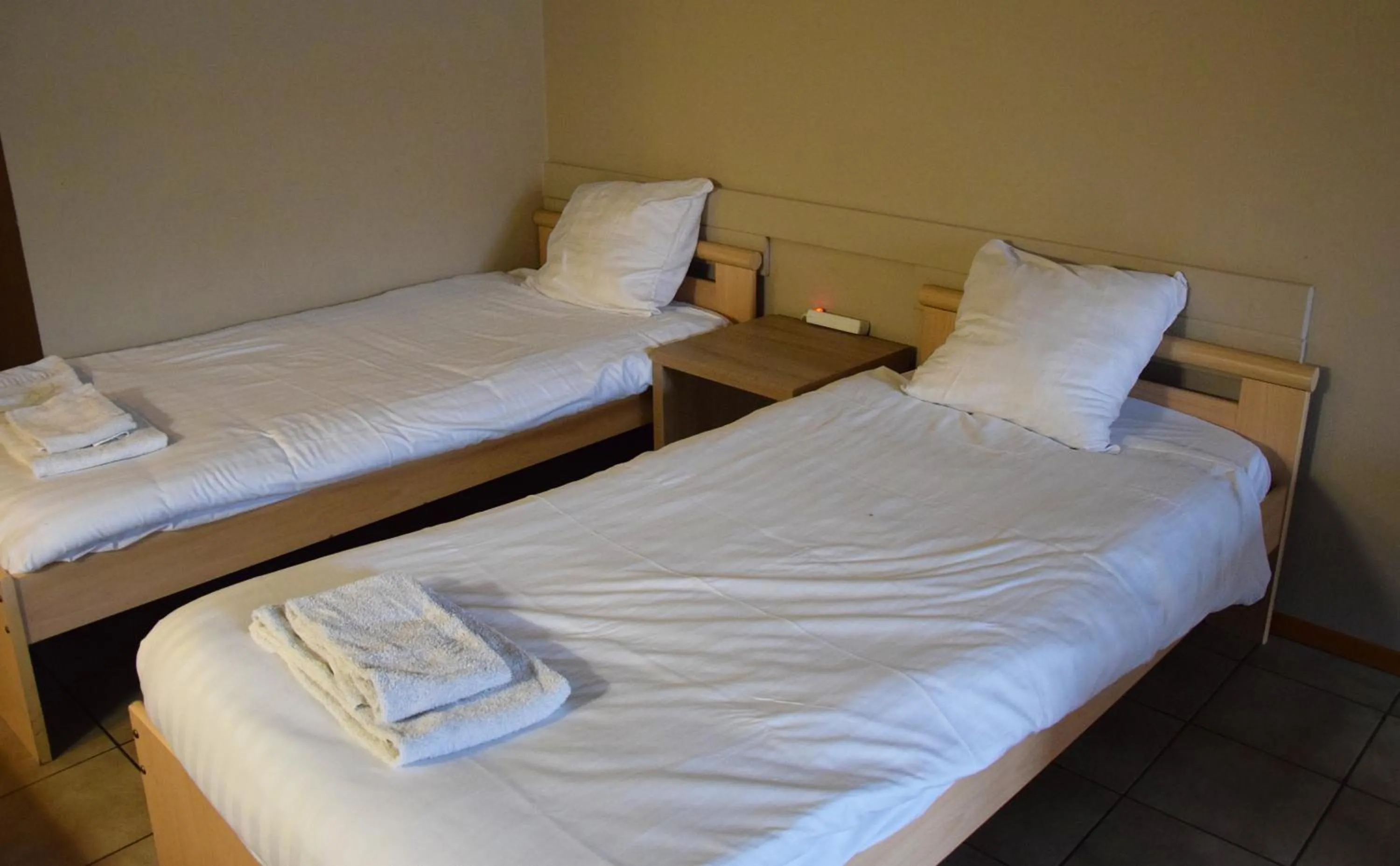 Bed in Condo Gardens Antwerp