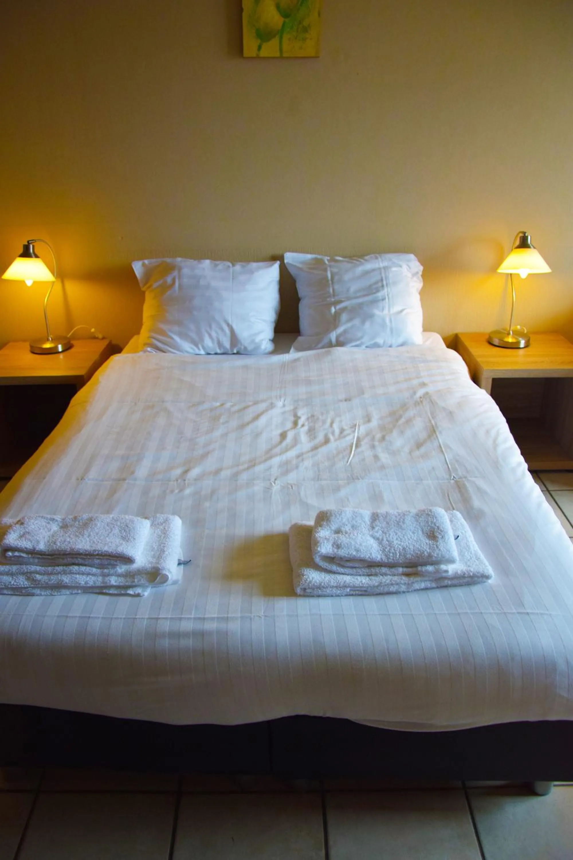 Bed in Condo Gardens Antwerp
