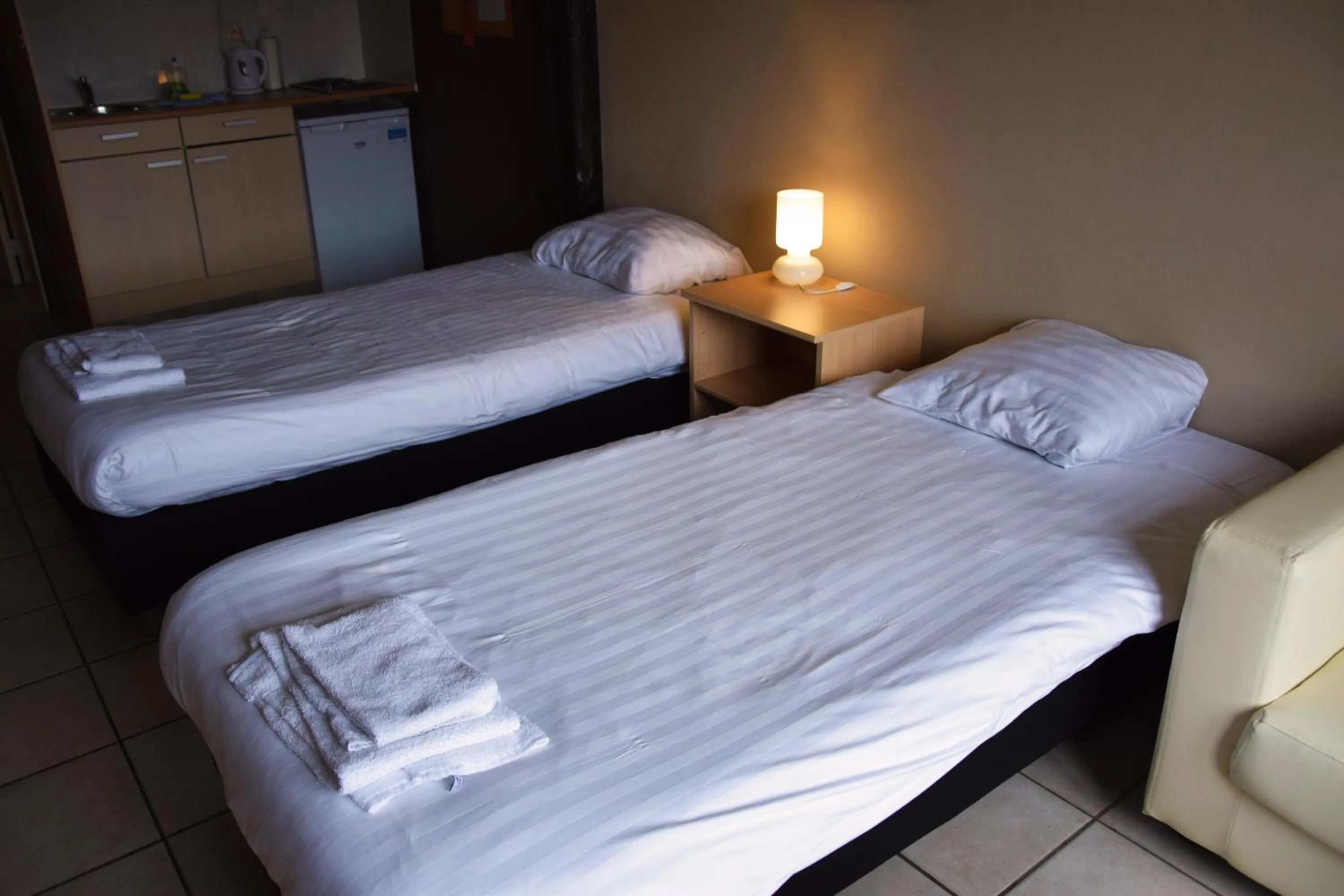 Bed in Condo Gardens Antwerp
