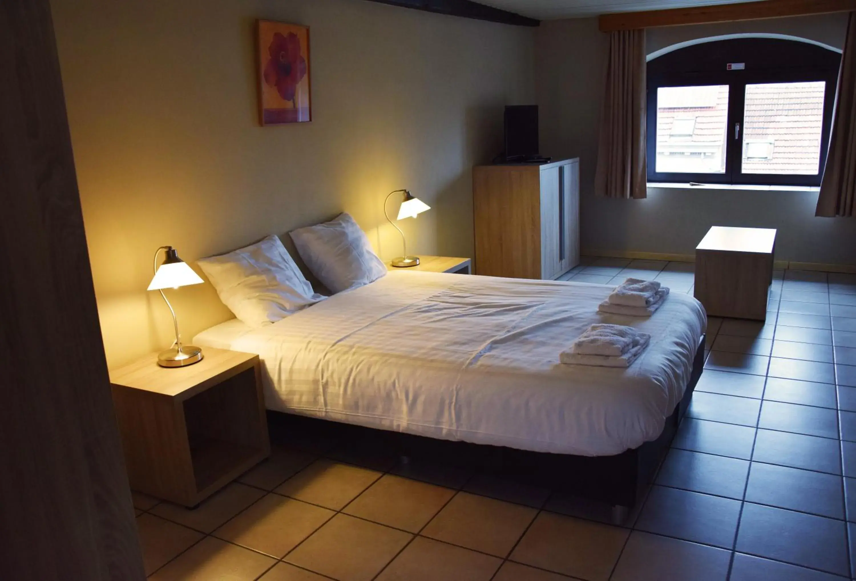 Executive Apartment in Condo Gardens Antwerp Executive Apartment in Condo Gardens Antwerp
