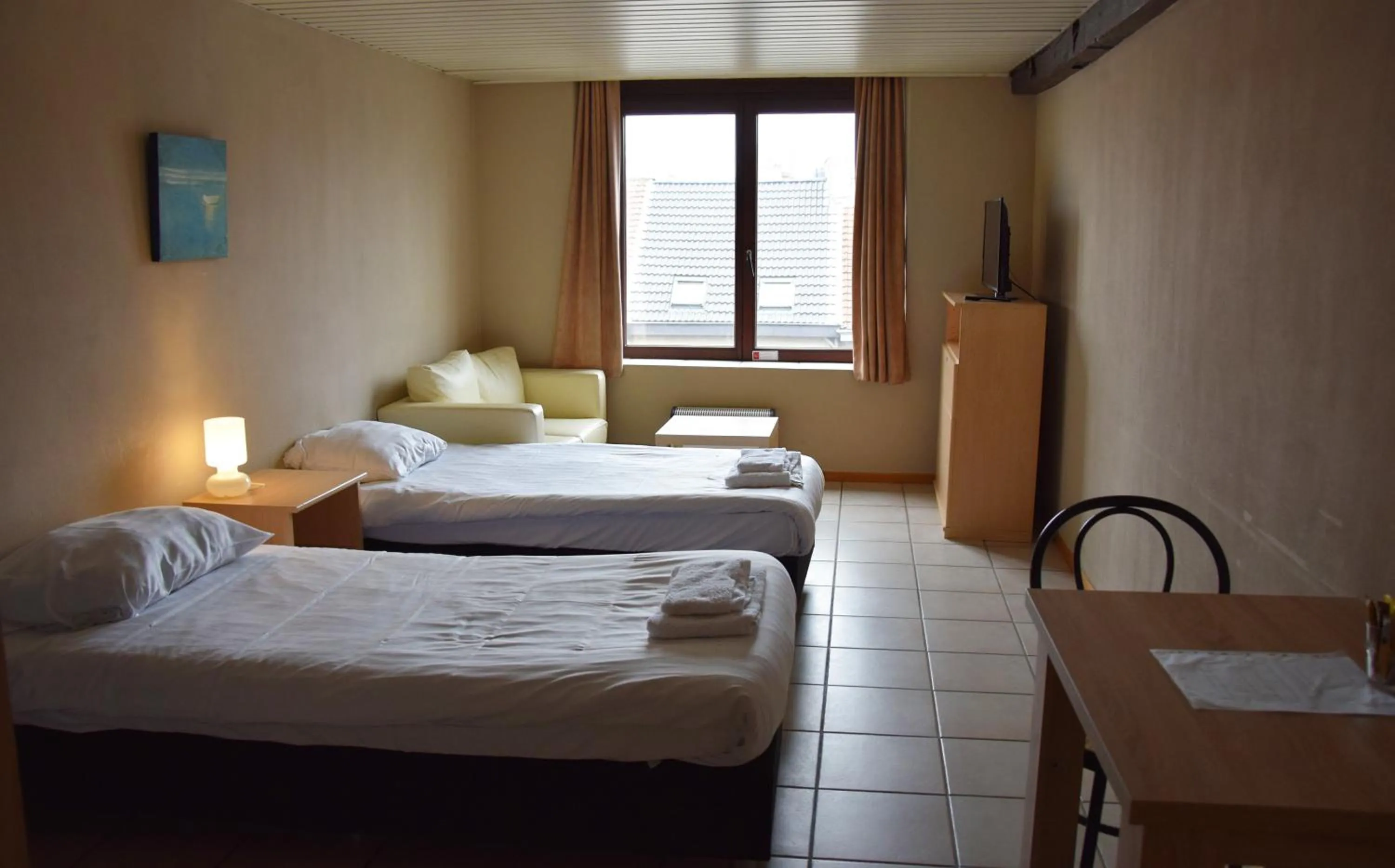 Bed in Condo Gardens Antwerp