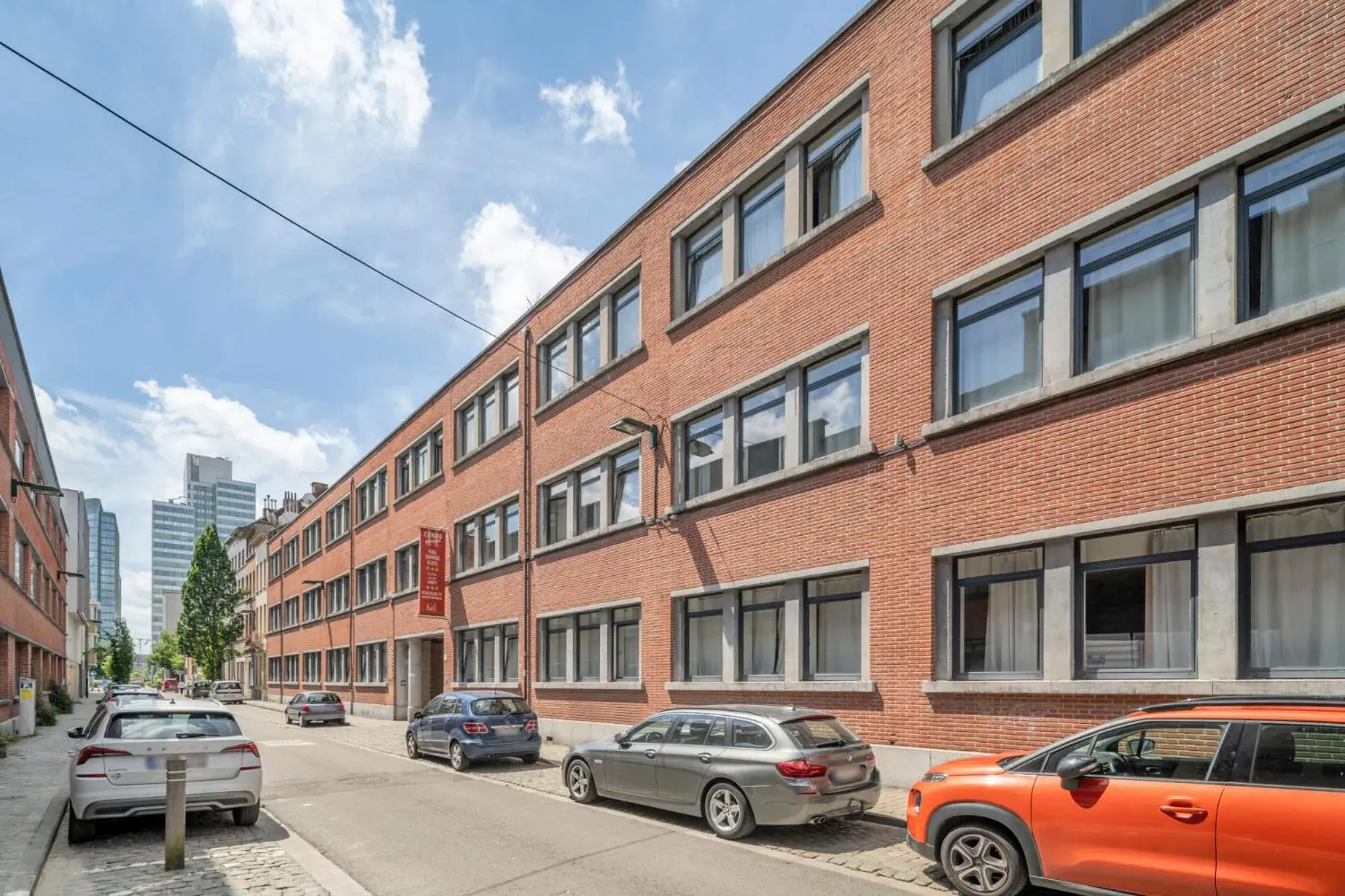 Property building in Condo Gardens Brussels Property building in Condo Gardens Brussels