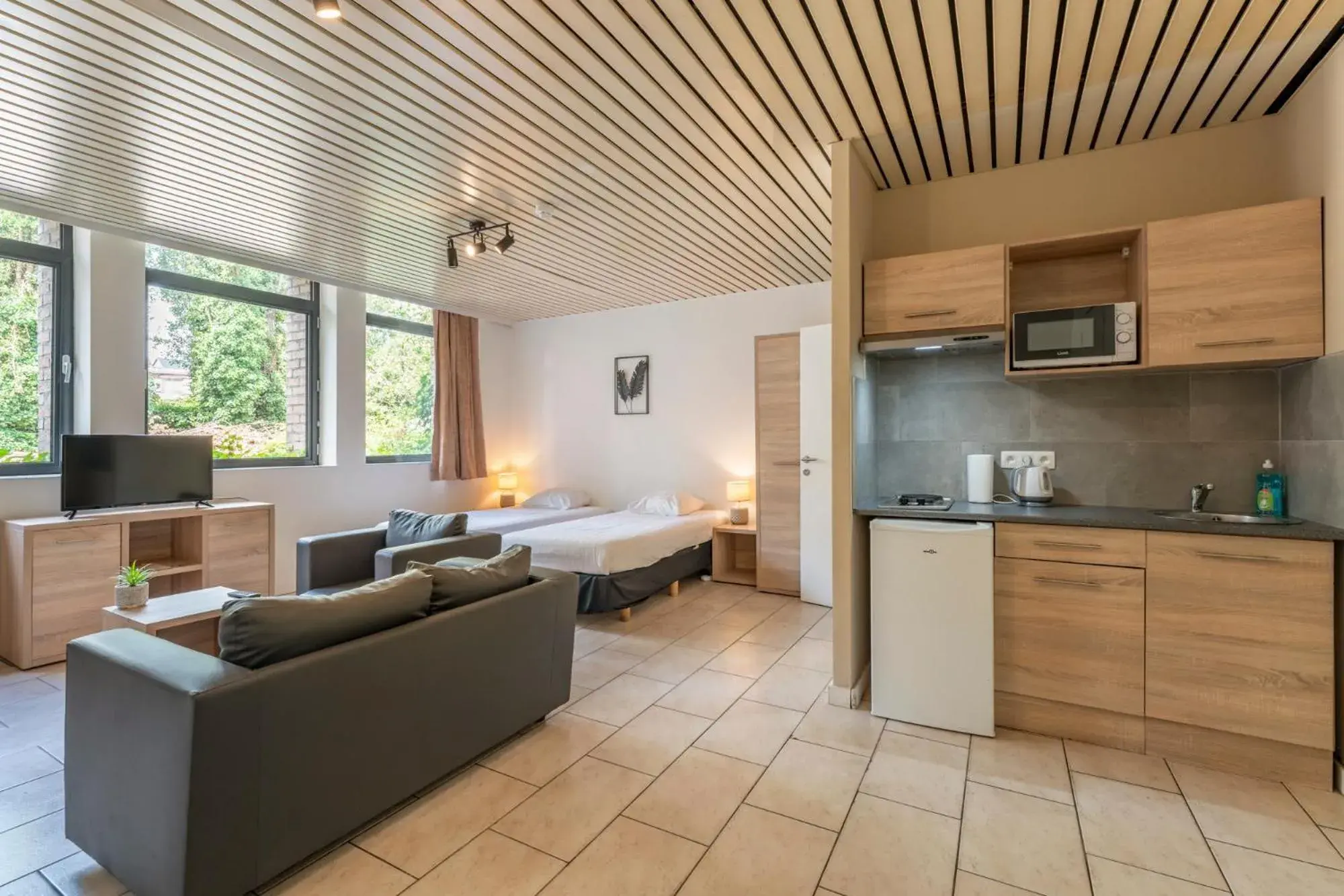 Bed in Condo Gardens Brussels Bed in Condo Gardens Brussels