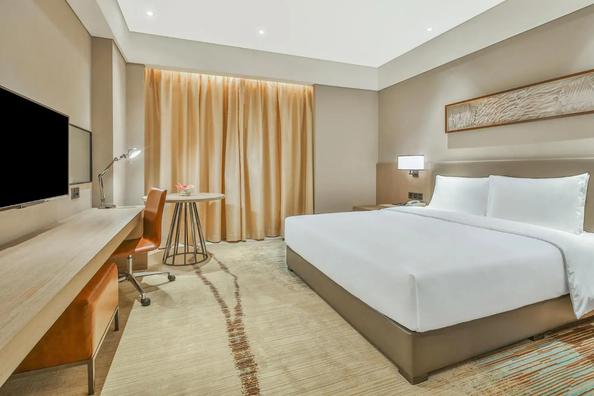 Photo of the whole room, Bed in Holiday Inn Express Chengdu Wenjiang Hotspring by IHG Photo of the whole room, Bed in Holiday Inn Express Chengdu Wenjiang Hotspring by IHG