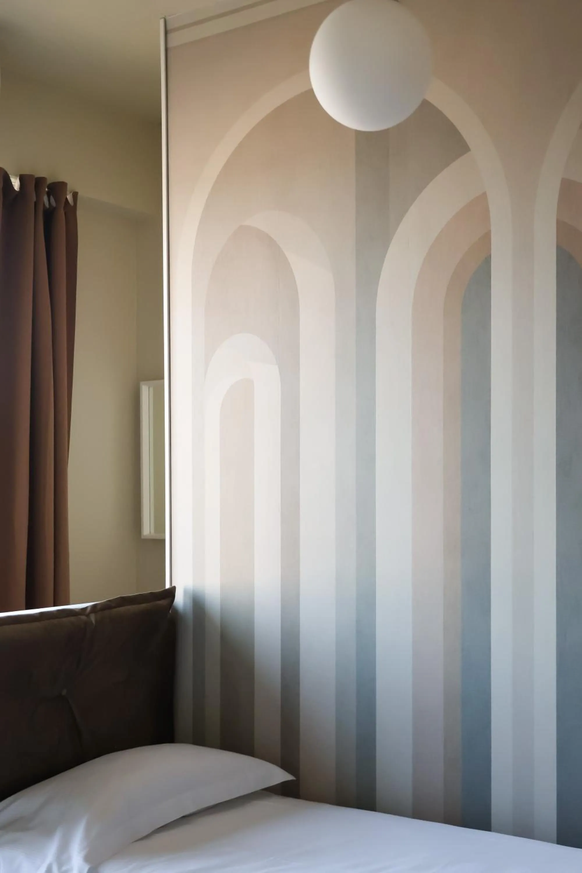 Bed in Corso Italia Rooms