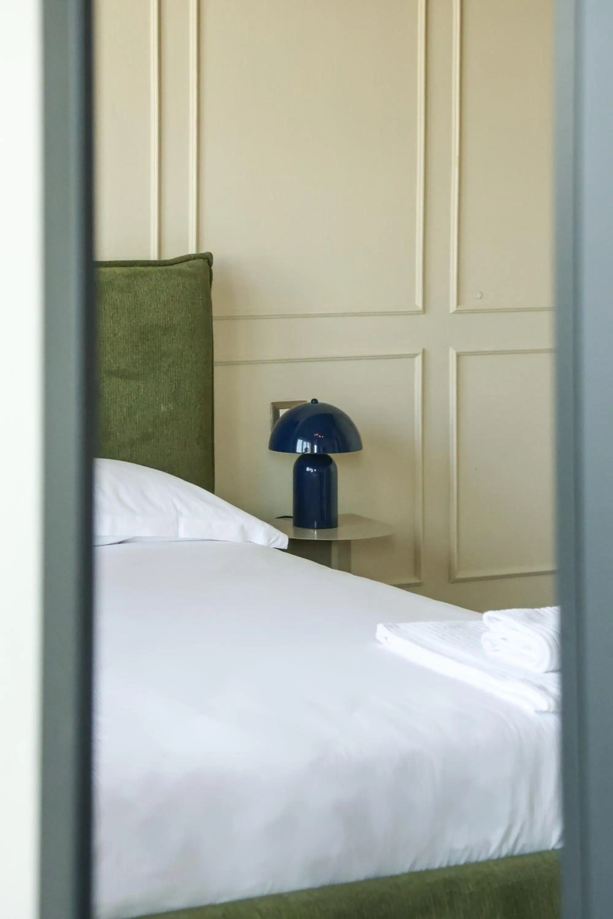 Bed in Corso Italia Rooms
