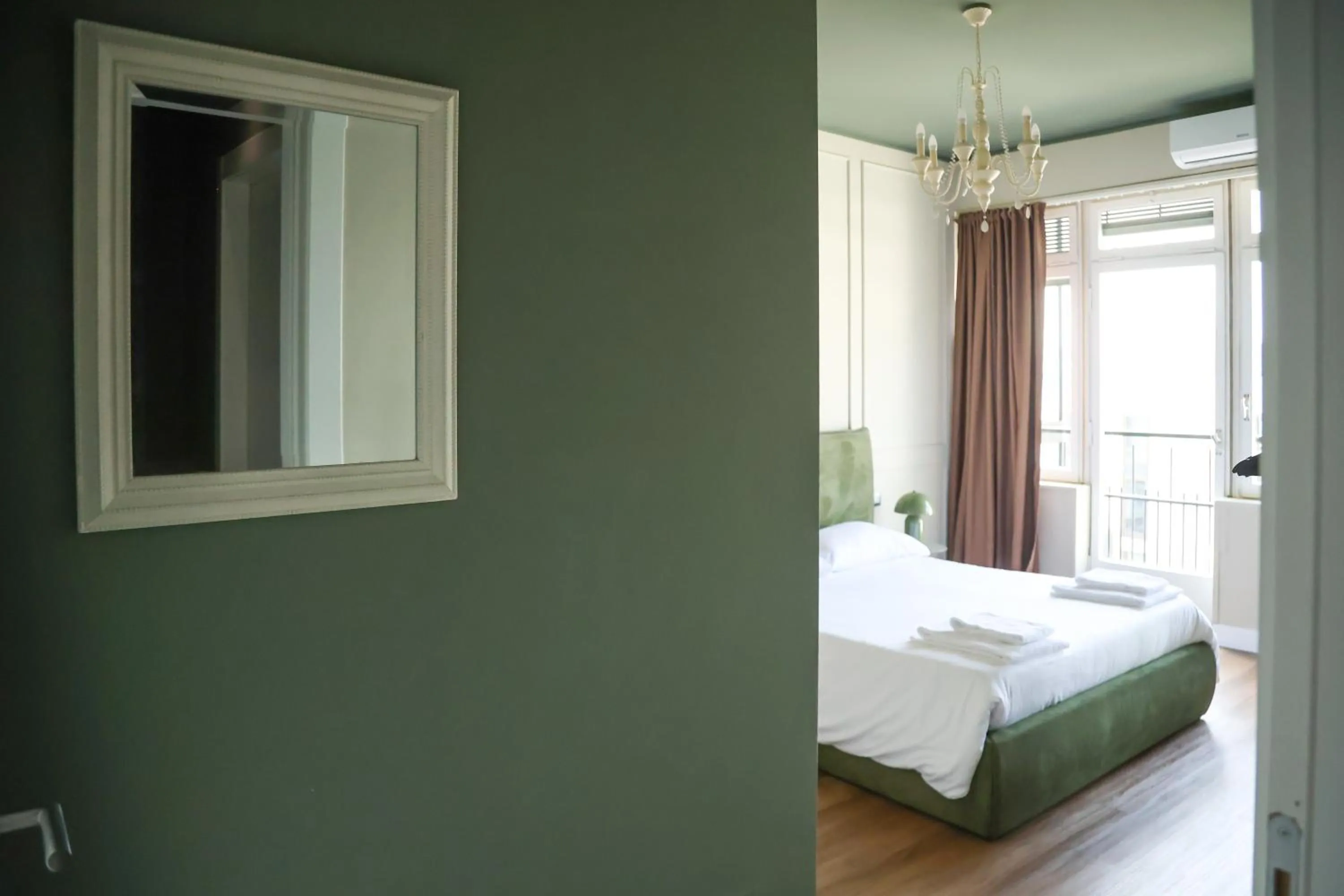 Bed in Corso Italia Rooms