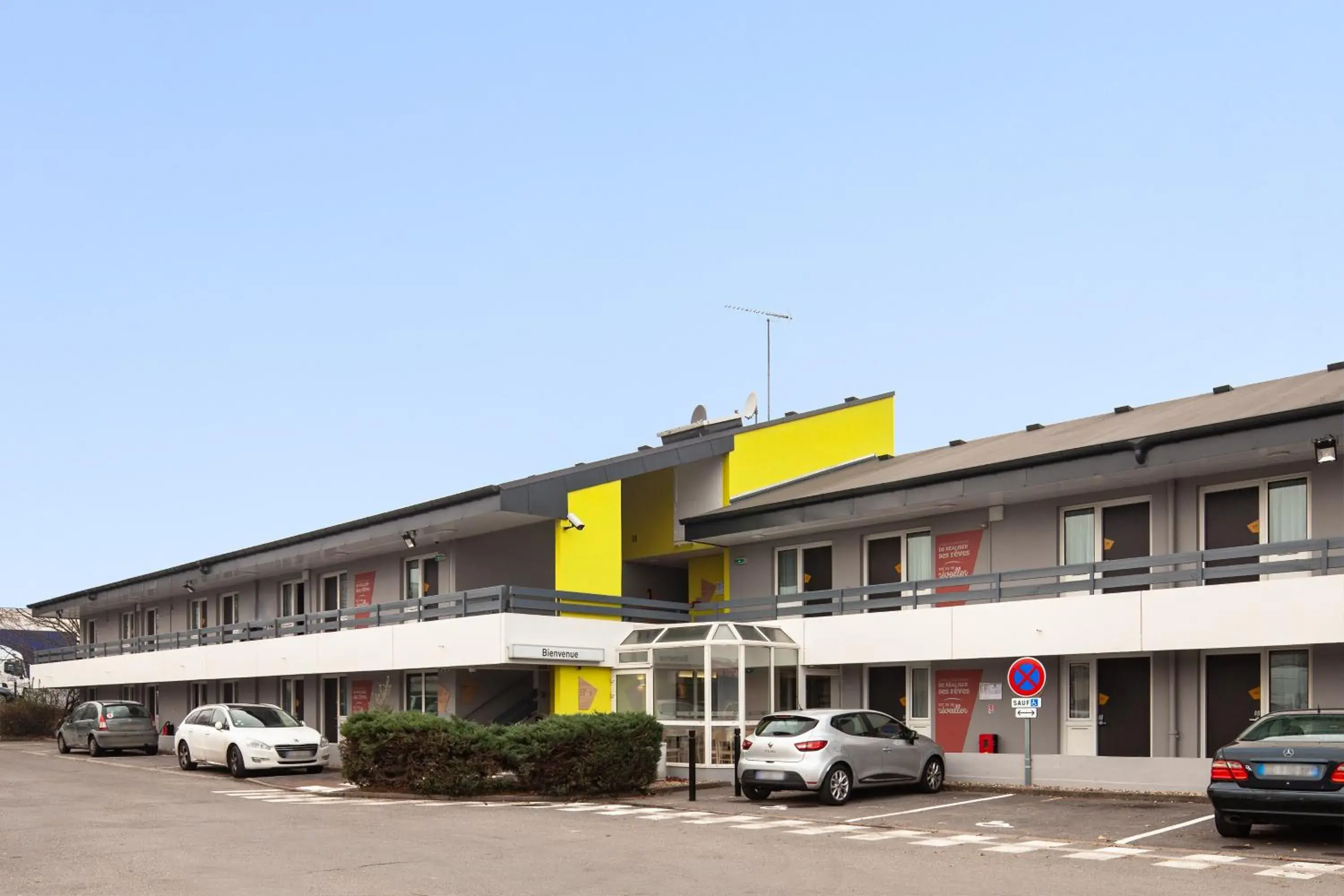 Facade/entrance in B&B HOTEL Herblay Facade/entrance in B&B HOTEL Herblay