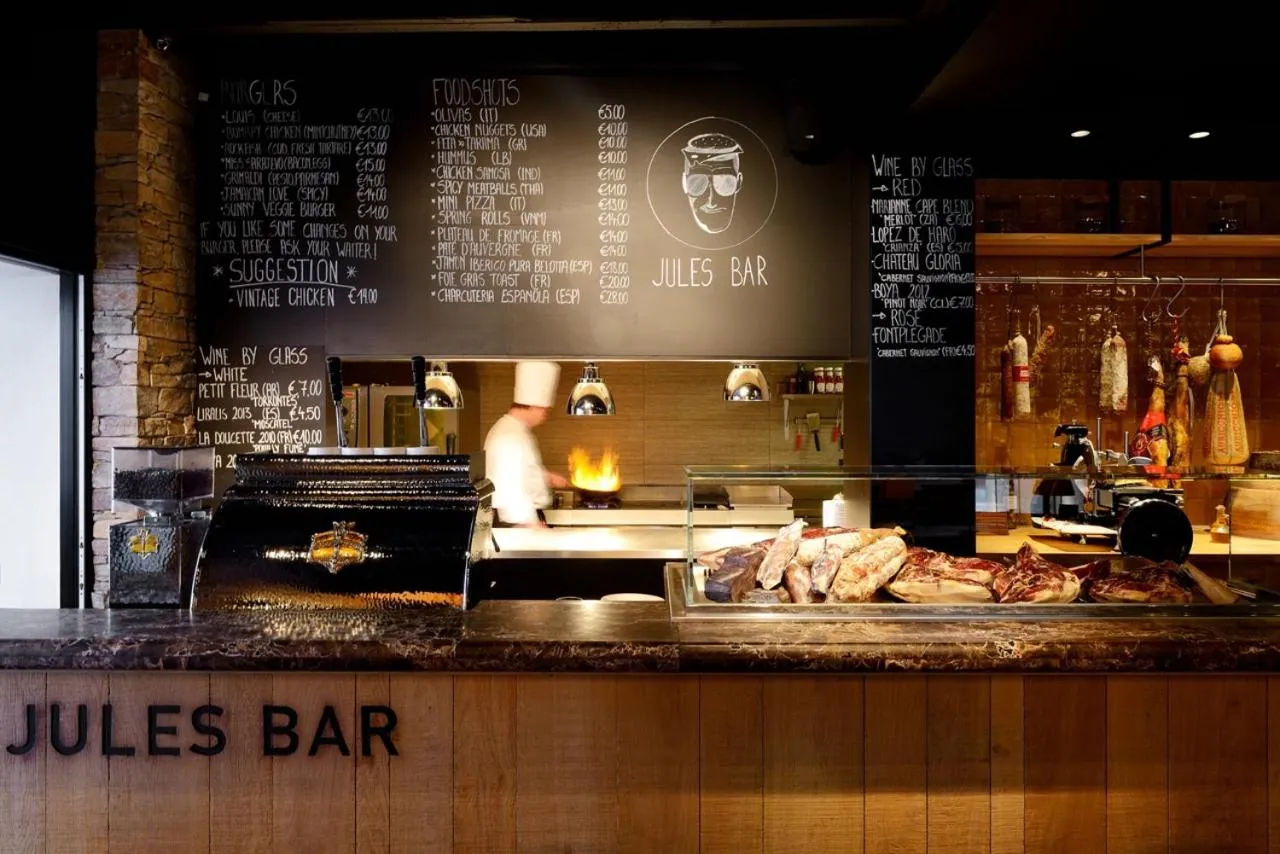 Lounge or bar in Parkhotel Kortrijk