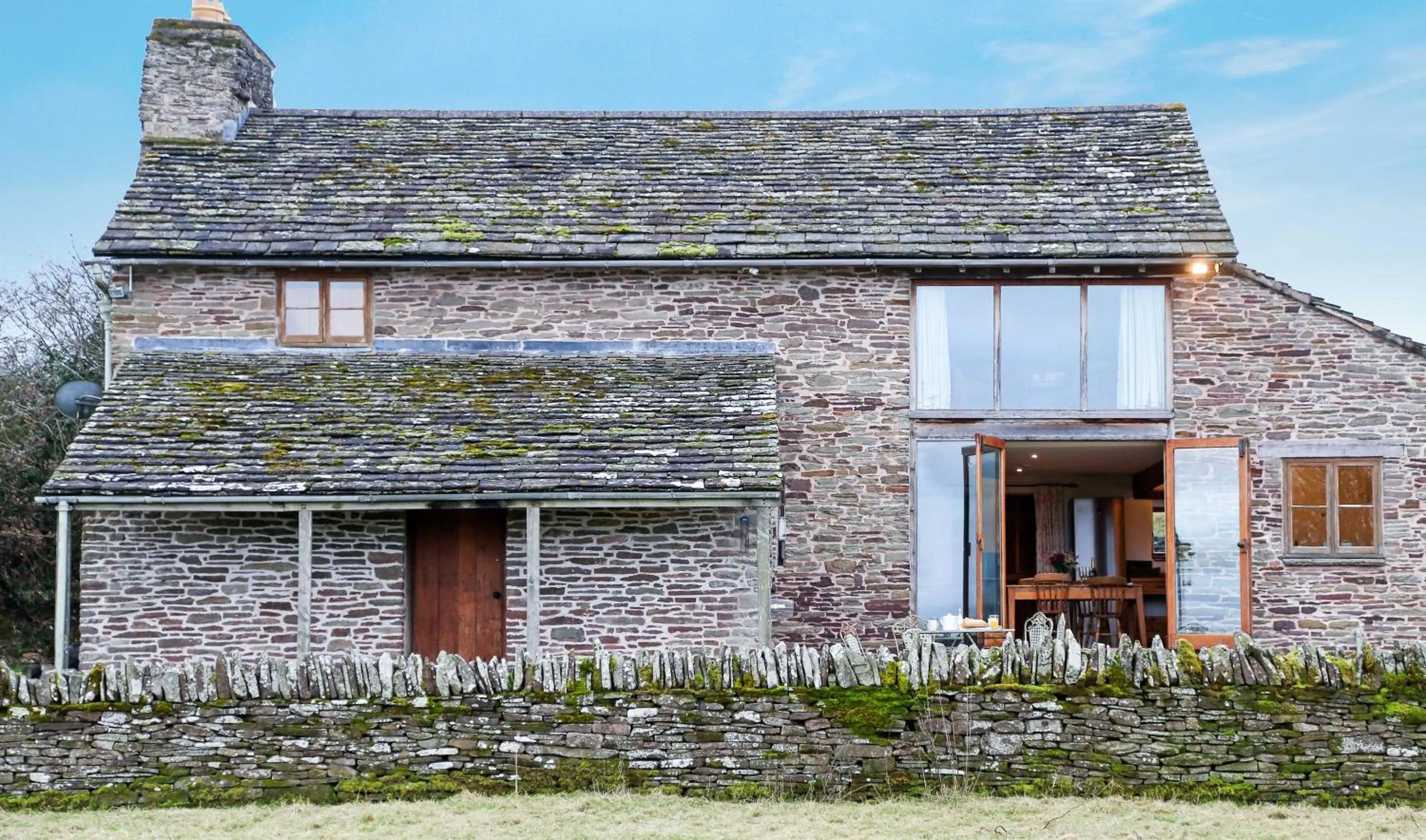 Property building in Drovers Rest Farm Stay