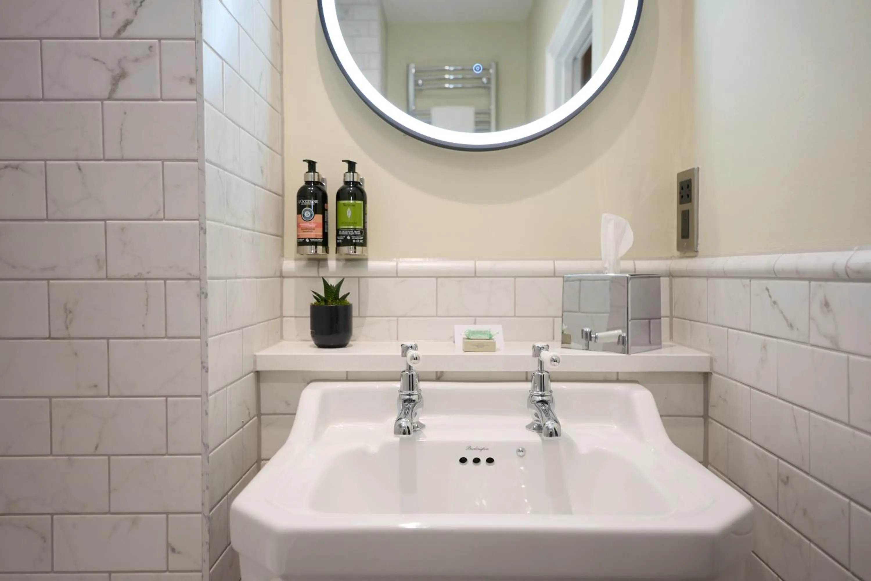 Bathroom in The White Hart