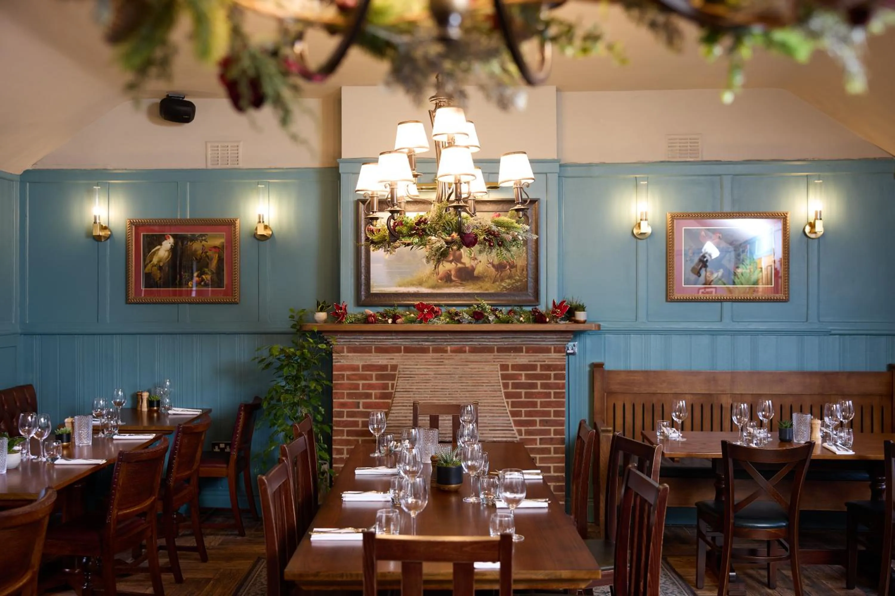 Restaurant/places to eat in The White Hart