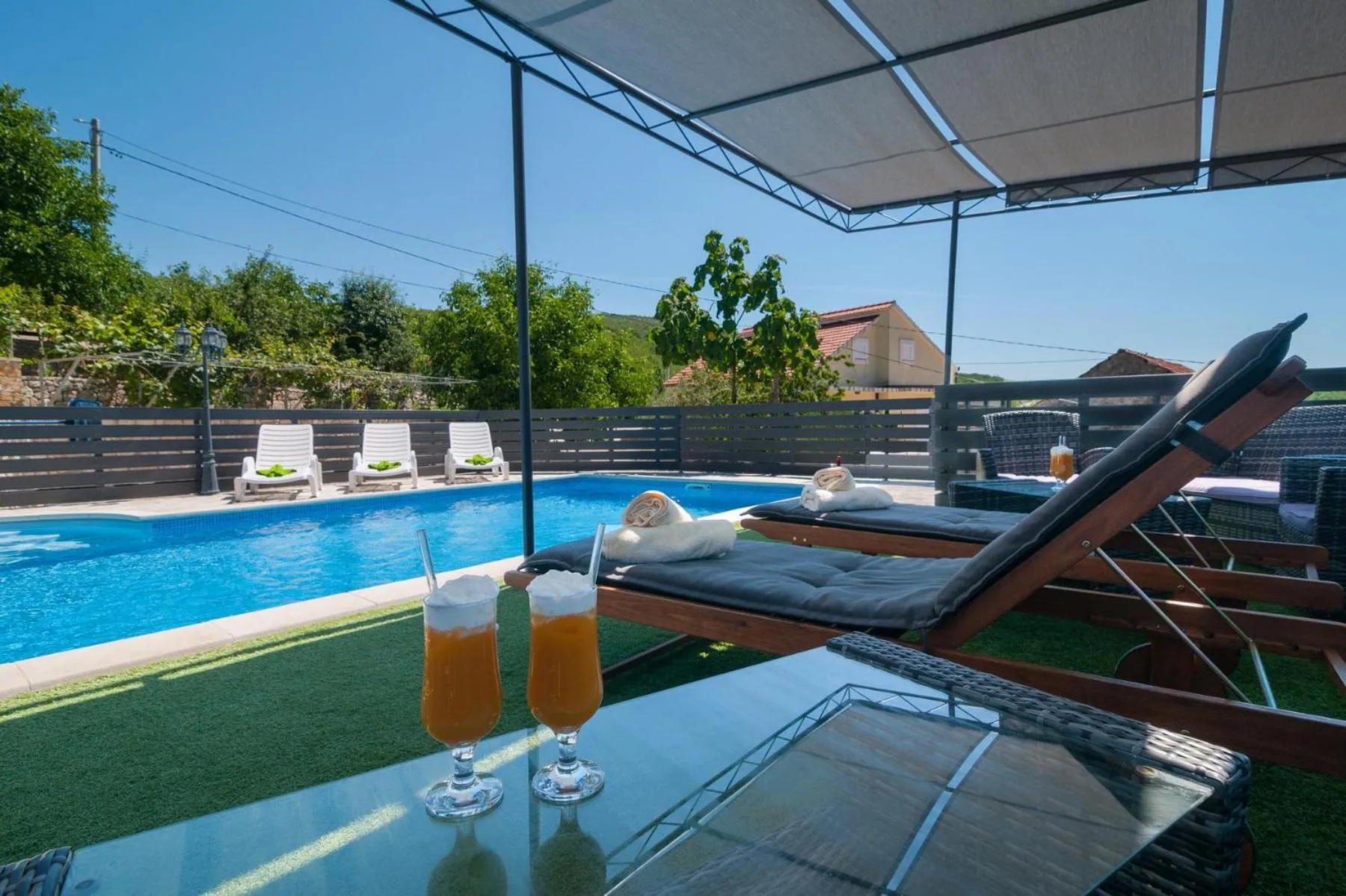 Swimming pool in Holiday Home Mateovi Dvori