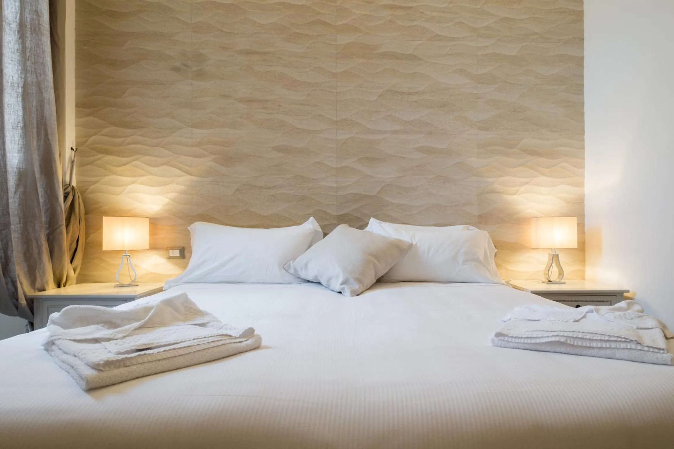 Bed in My Spanishsteps