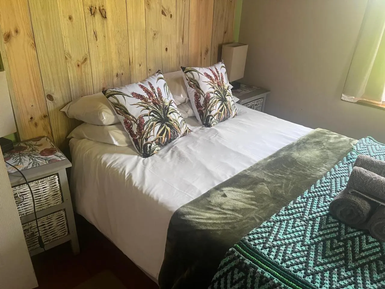 Bedroom, Bed in Aan de Bergen