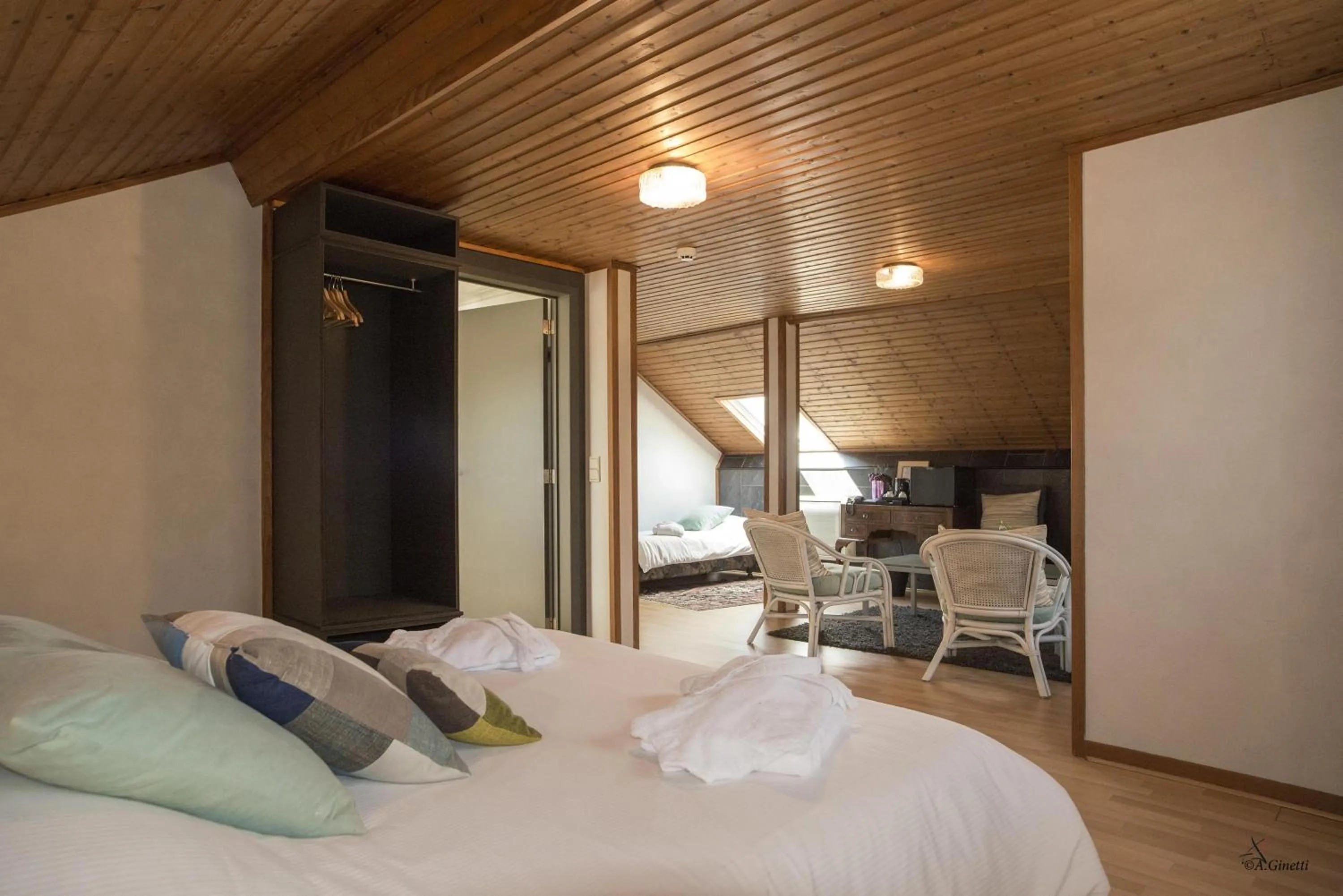 Photo of the whole room, Bed in Tropical Hotel