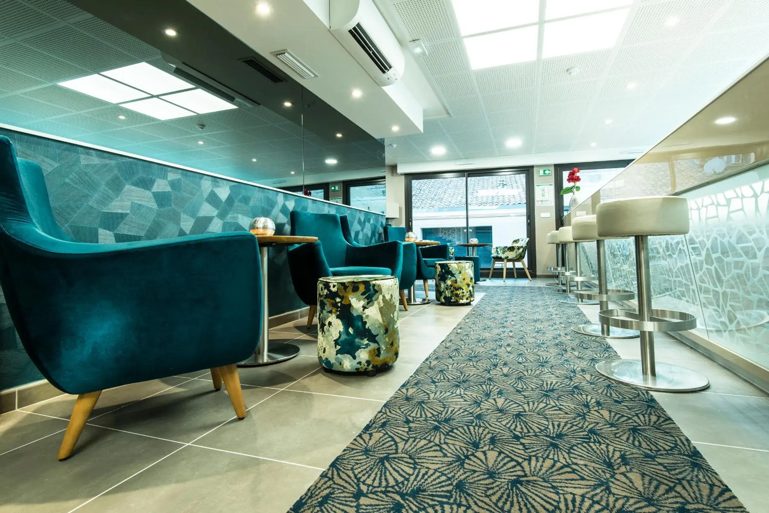 Living room in Unique Hôtel Résidence & Spa Living room in Unique Hôtel Résidence & Spa