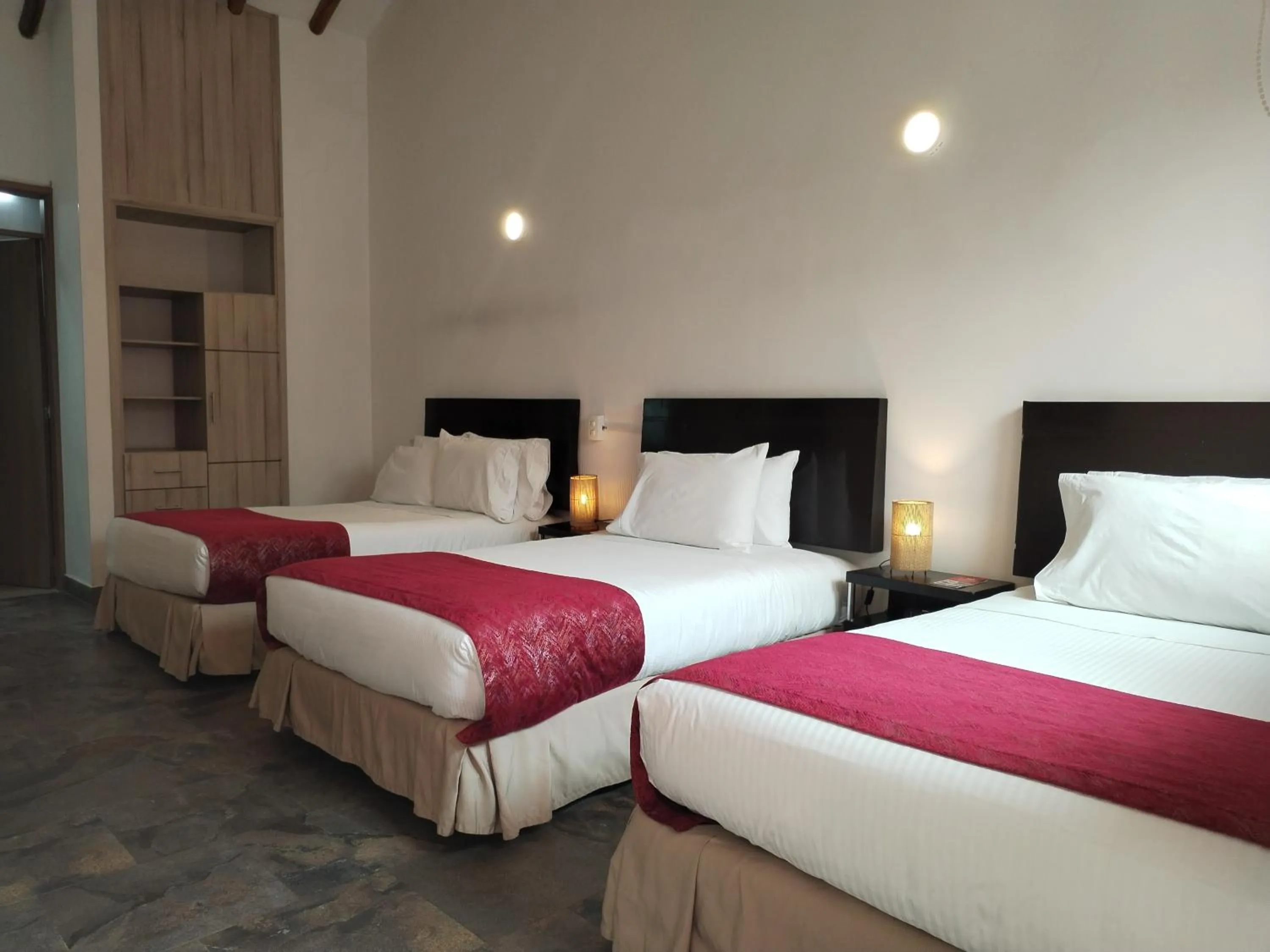 Decorative detail, Bed in Hotel Capitan Ricaurte