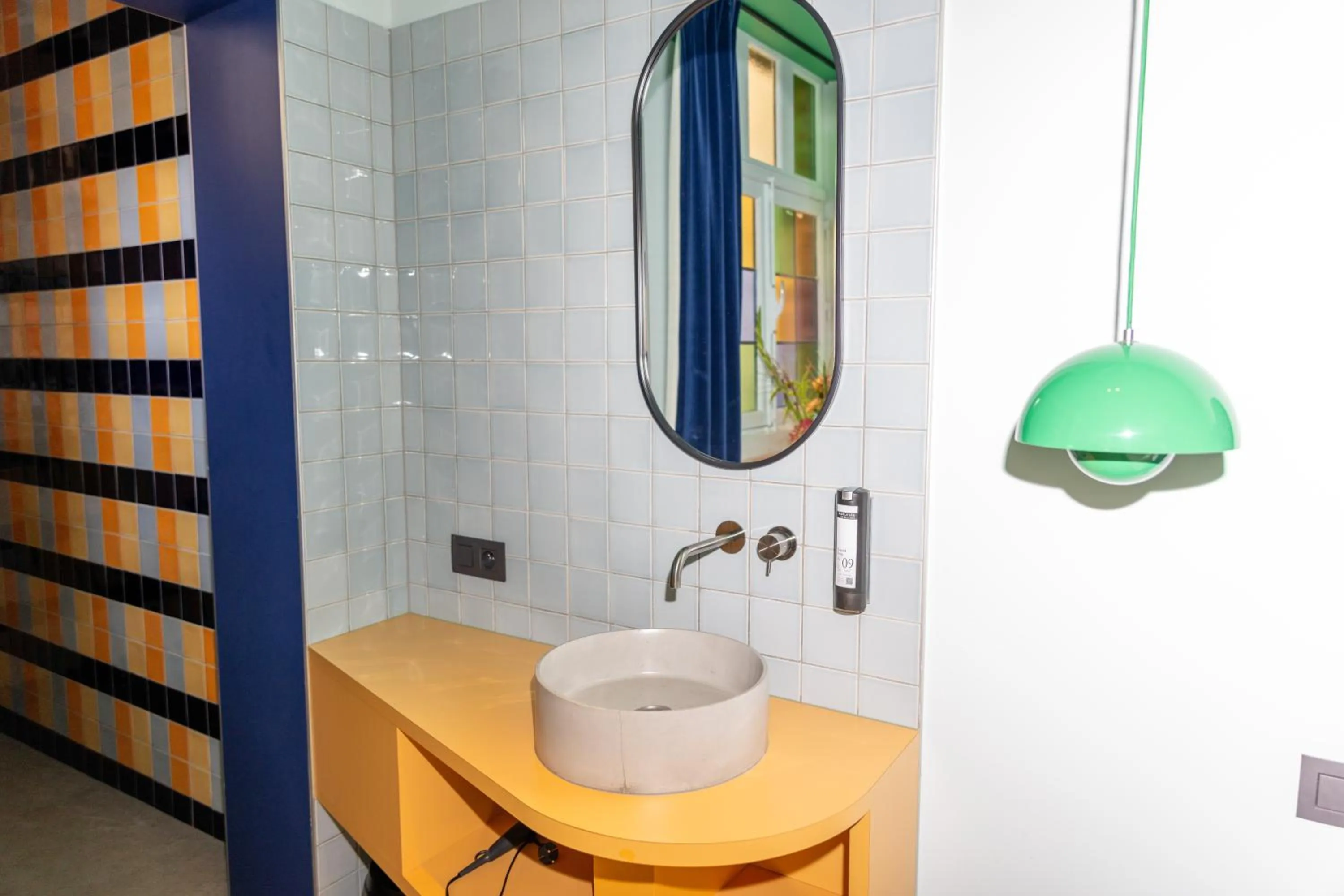 Bathroom in P6 Antwerp