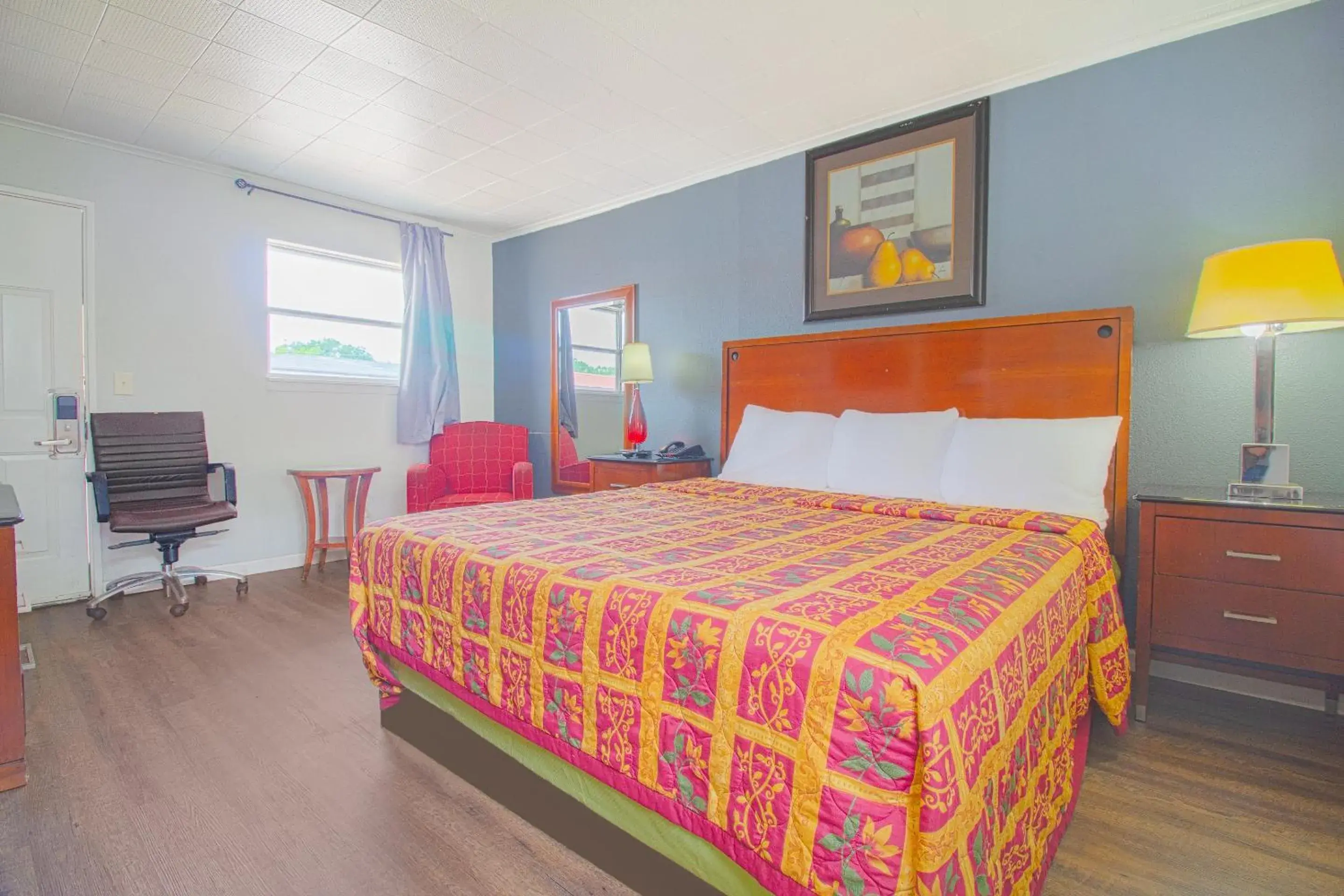 Bedroom, Bed in OYO Hotel McAlester OK S Main St Bedroom, Bed in OYO Hotel McAlester OK S Main St