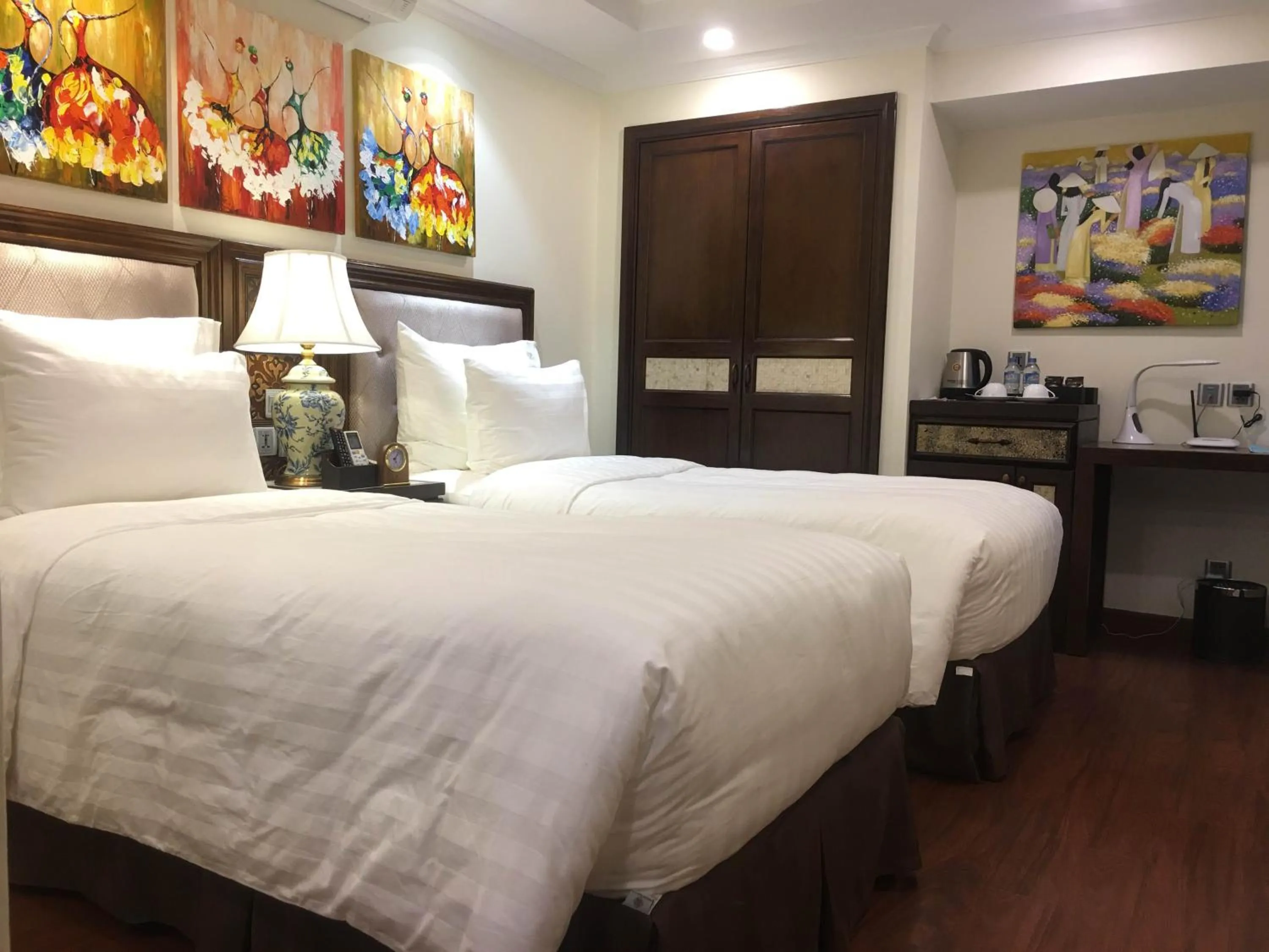 Bed in Paris Boutique Hotel Sapa