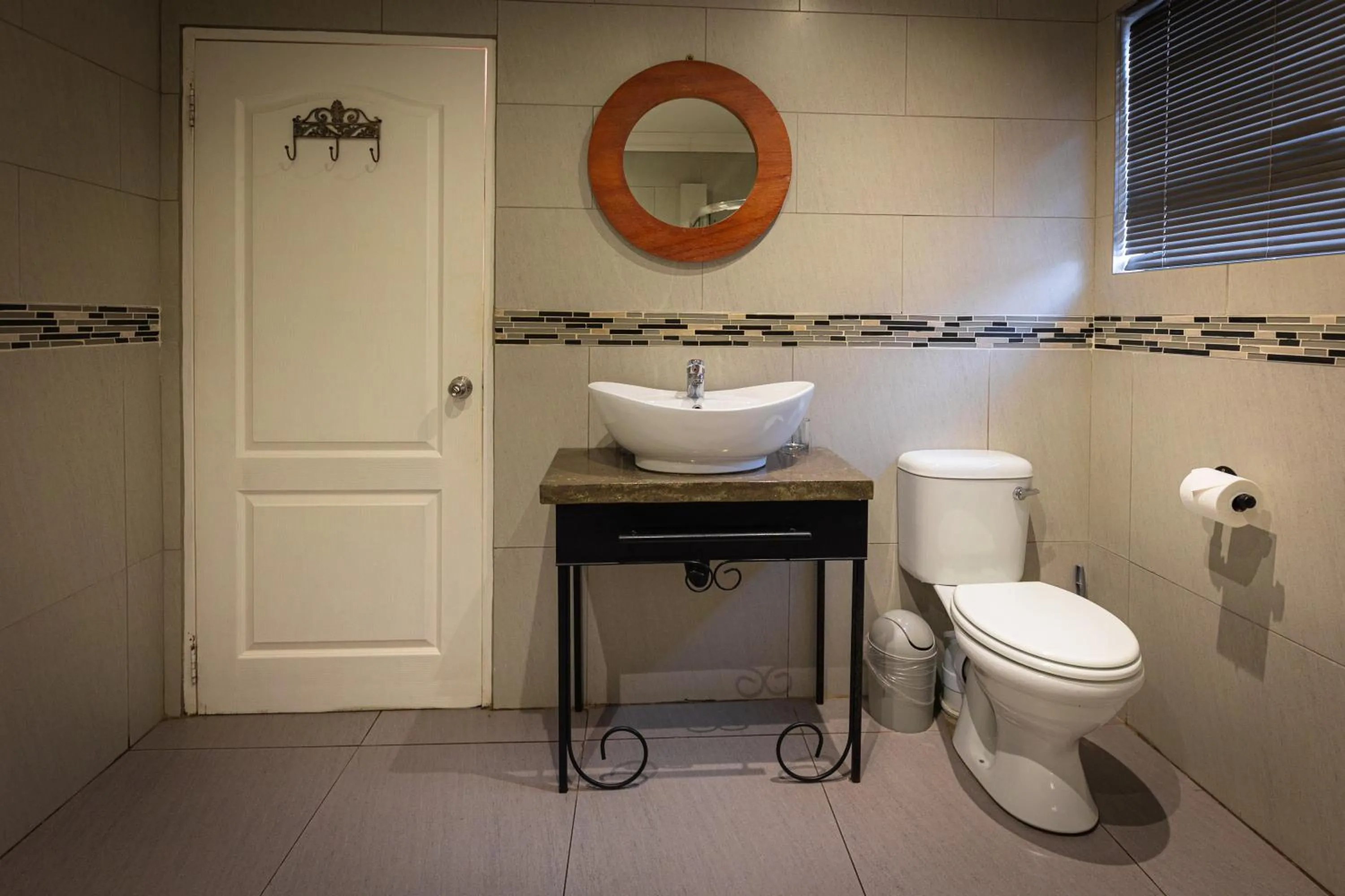 Toilet in Telos at Reitz