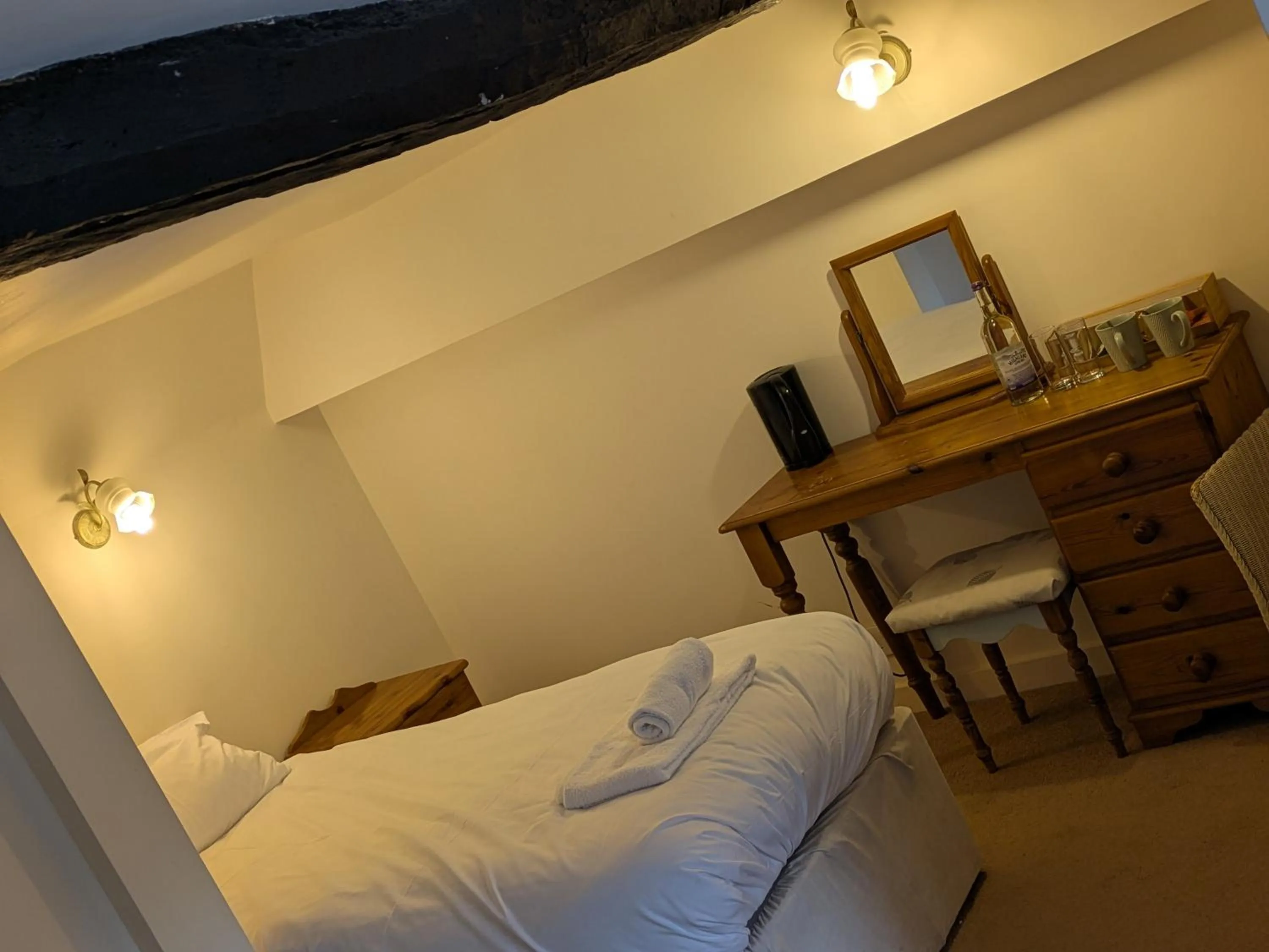 Bed in Chalk Farm LDC