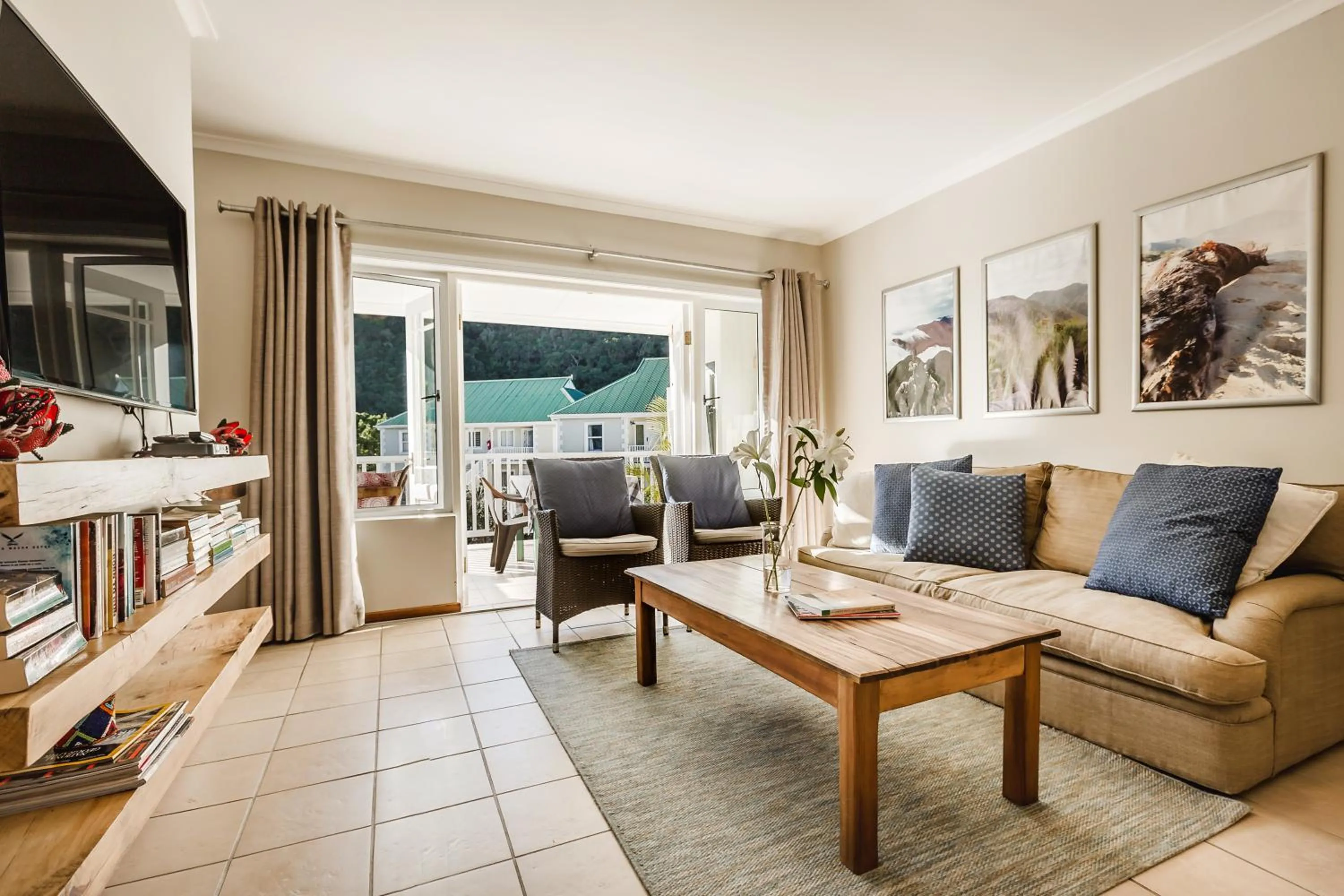 20 River Club Villas