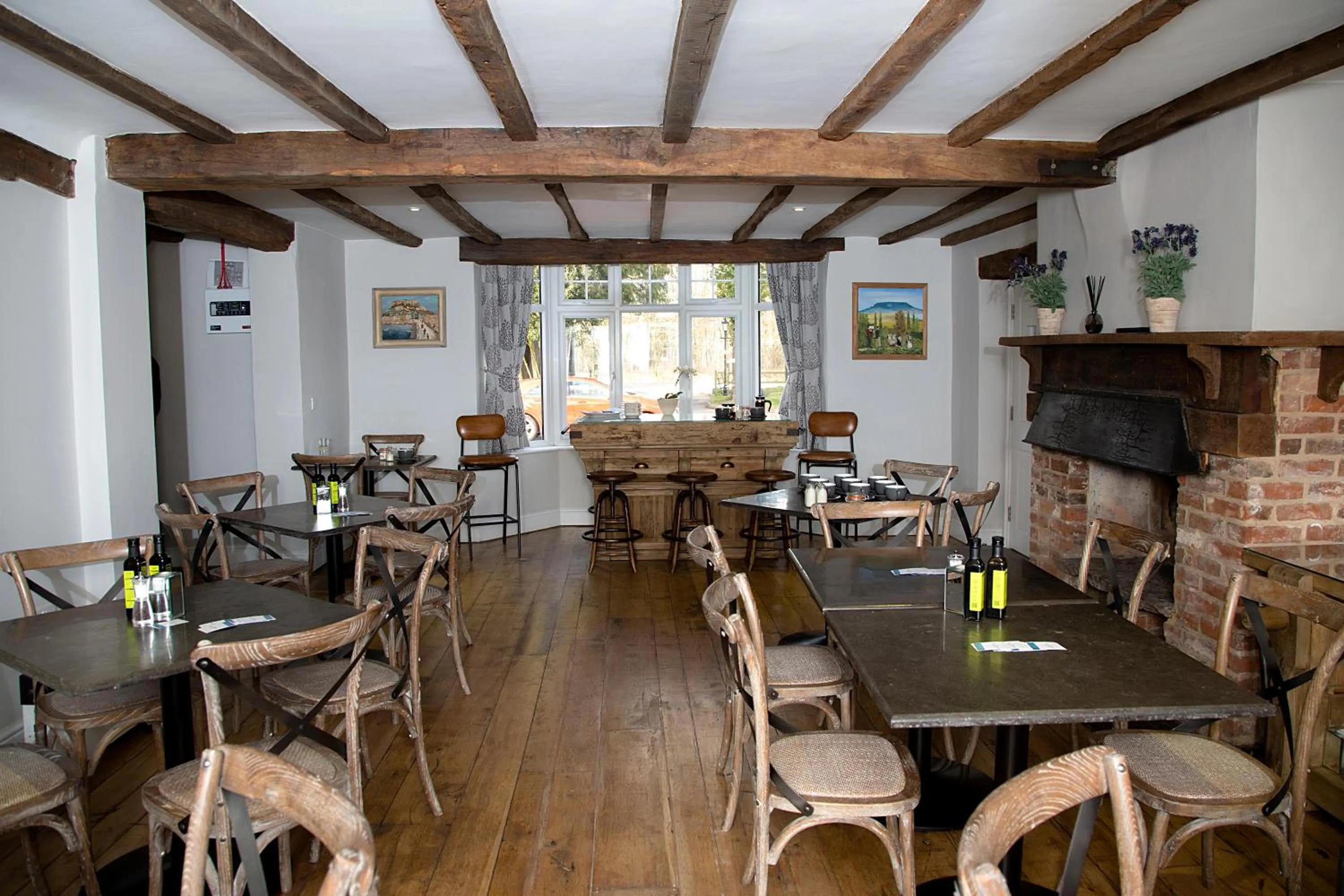 Restaurant/places to eat in The Maple Manor Hotel