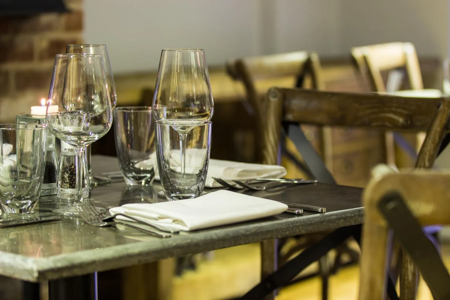 Restaurant/places to eat in The Maple Manor Hotel