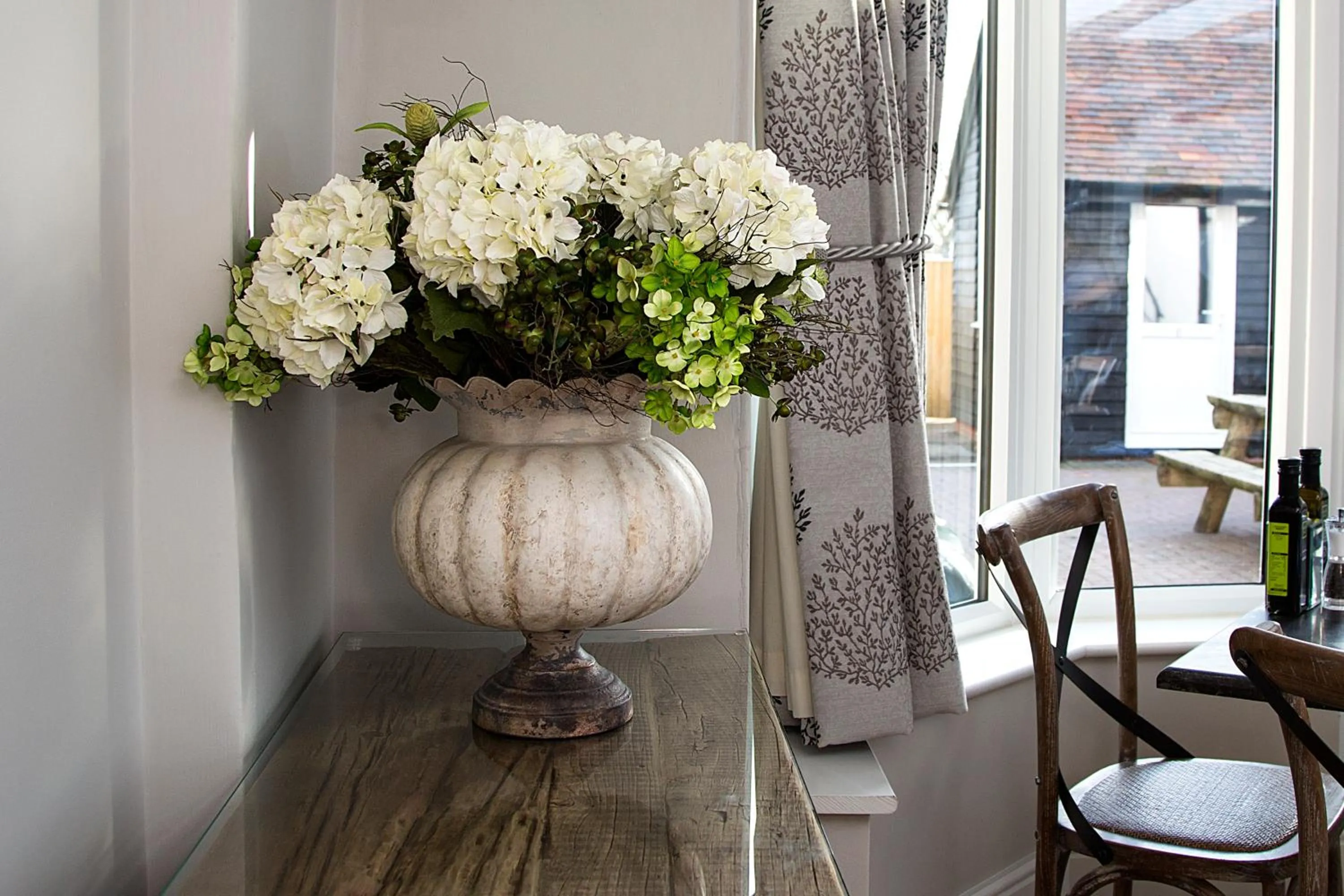 Decorative detail in The Maple Manor Hotel