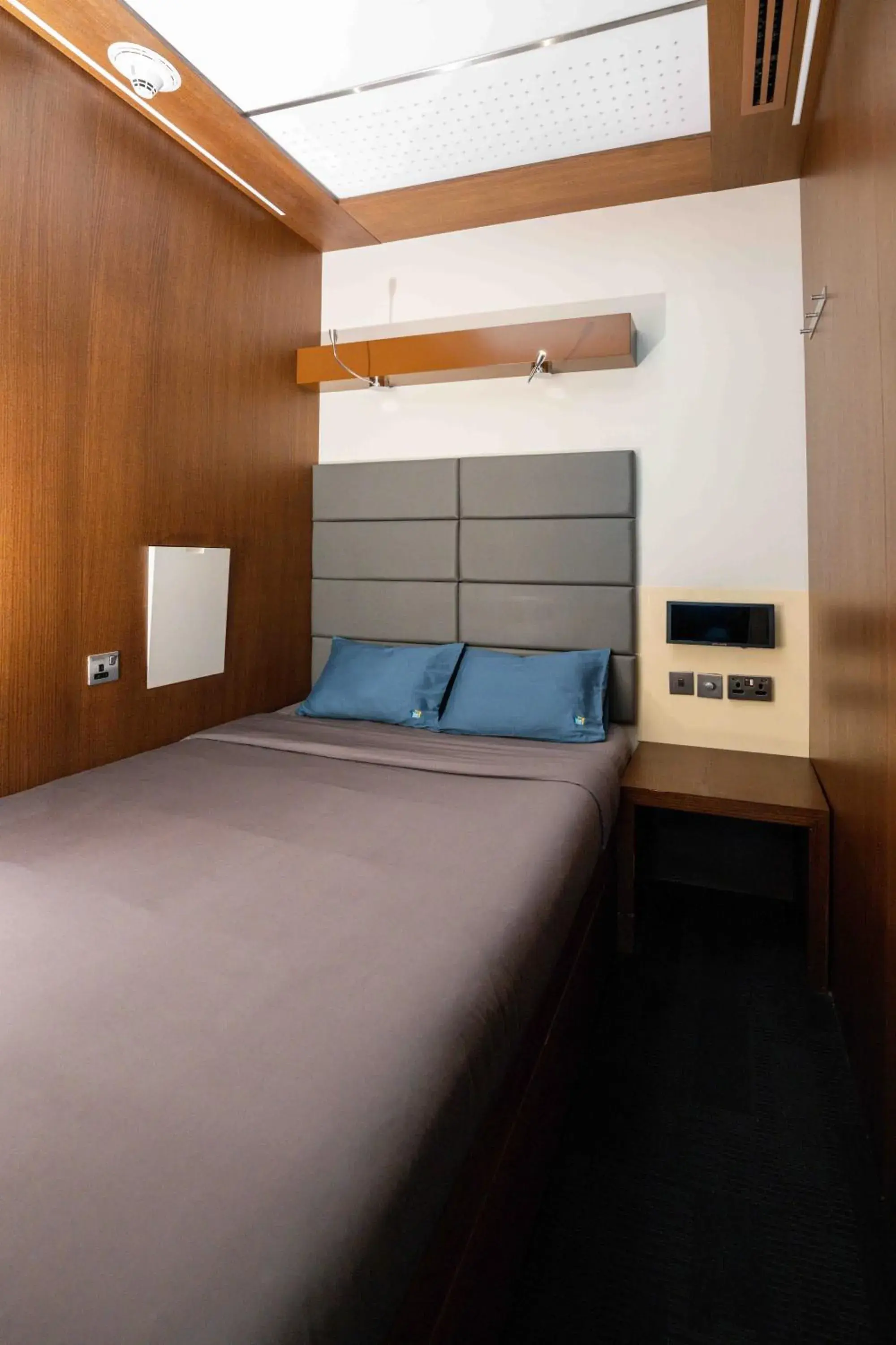 Single or Double YAWN Cabin – 8 Hour Night Stay from 23:00-07:00 hrs (11pm-7am) in Sleepover Terminal 3, Concourse A - formerly sleep 'n fly Single or Double YAWN Cabin – 8 Hour Night Stay from 23:00-07:00 hrs (11pm-7am) in Sleepover Terminal 3, Concourse A - formerly sleep 'n fly