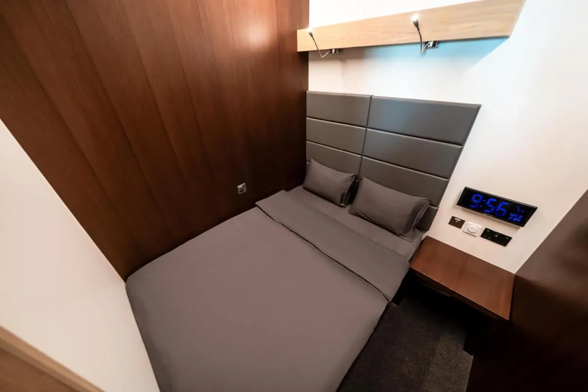 Sleepover Terminal 3, Concourse A - formerly sleep 'n fly