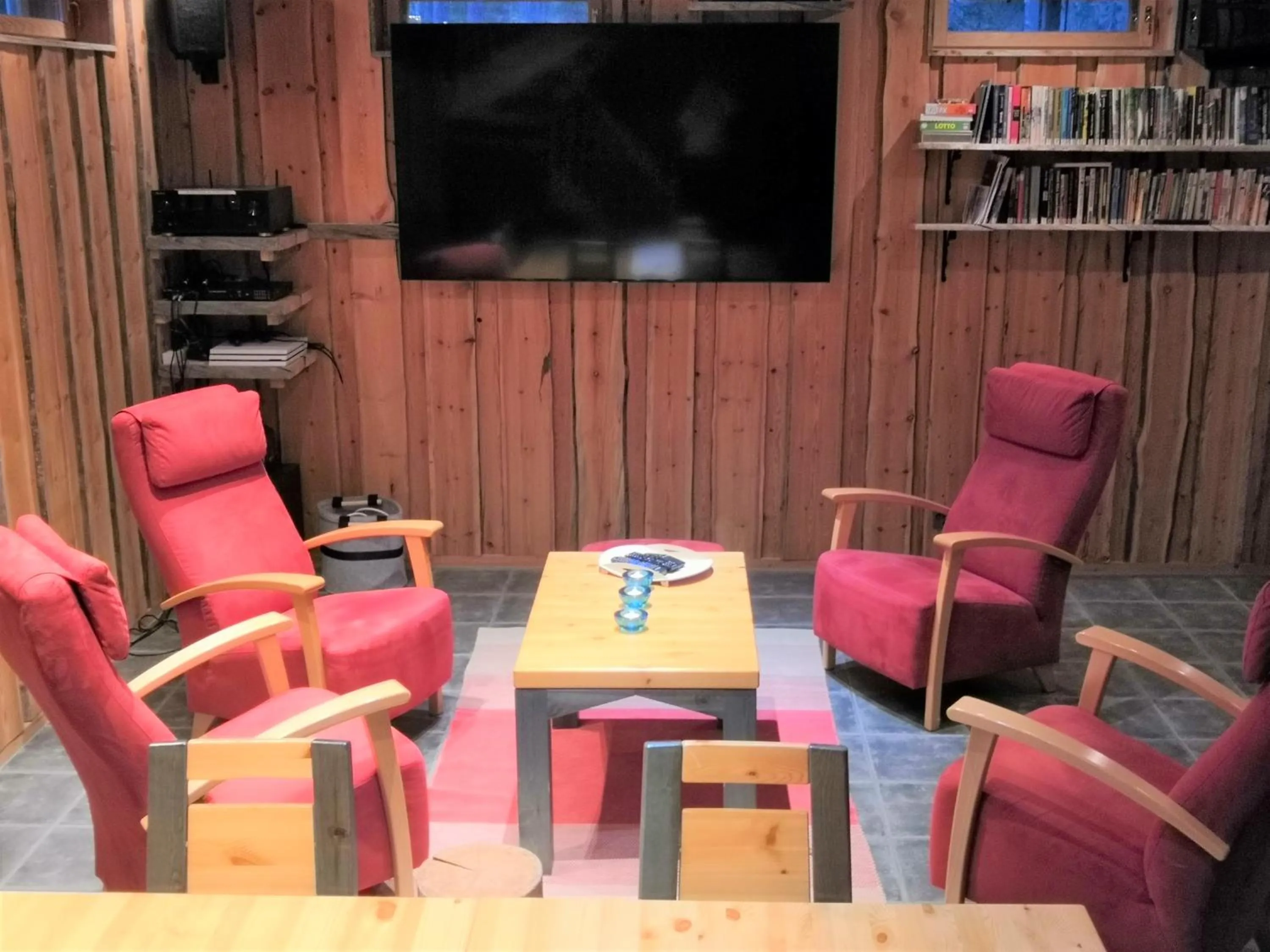 Communal lounge/ TV room in LeviDay 3&4