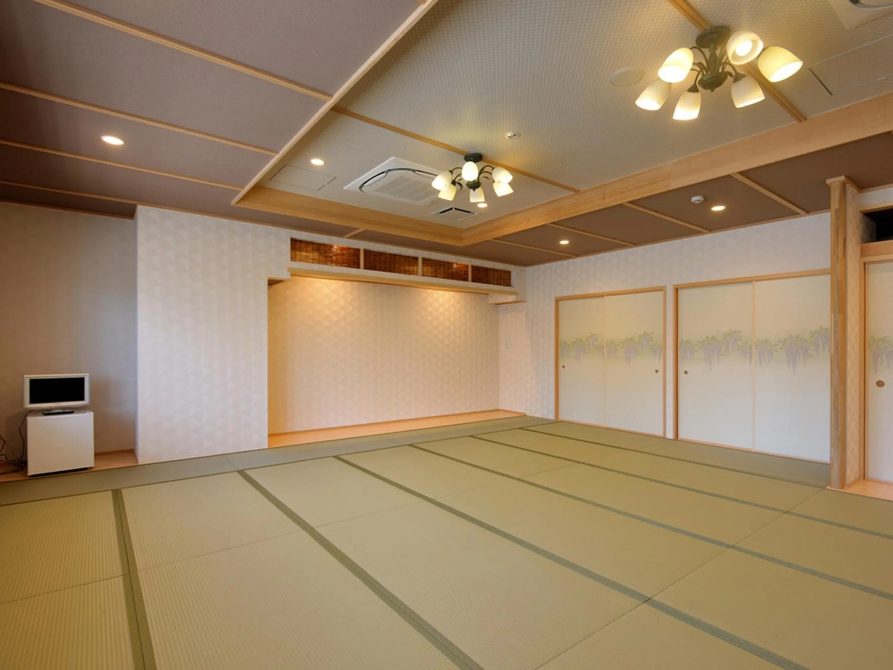 Area and facilities in Kumagaya Royal Hotel Suzuki
