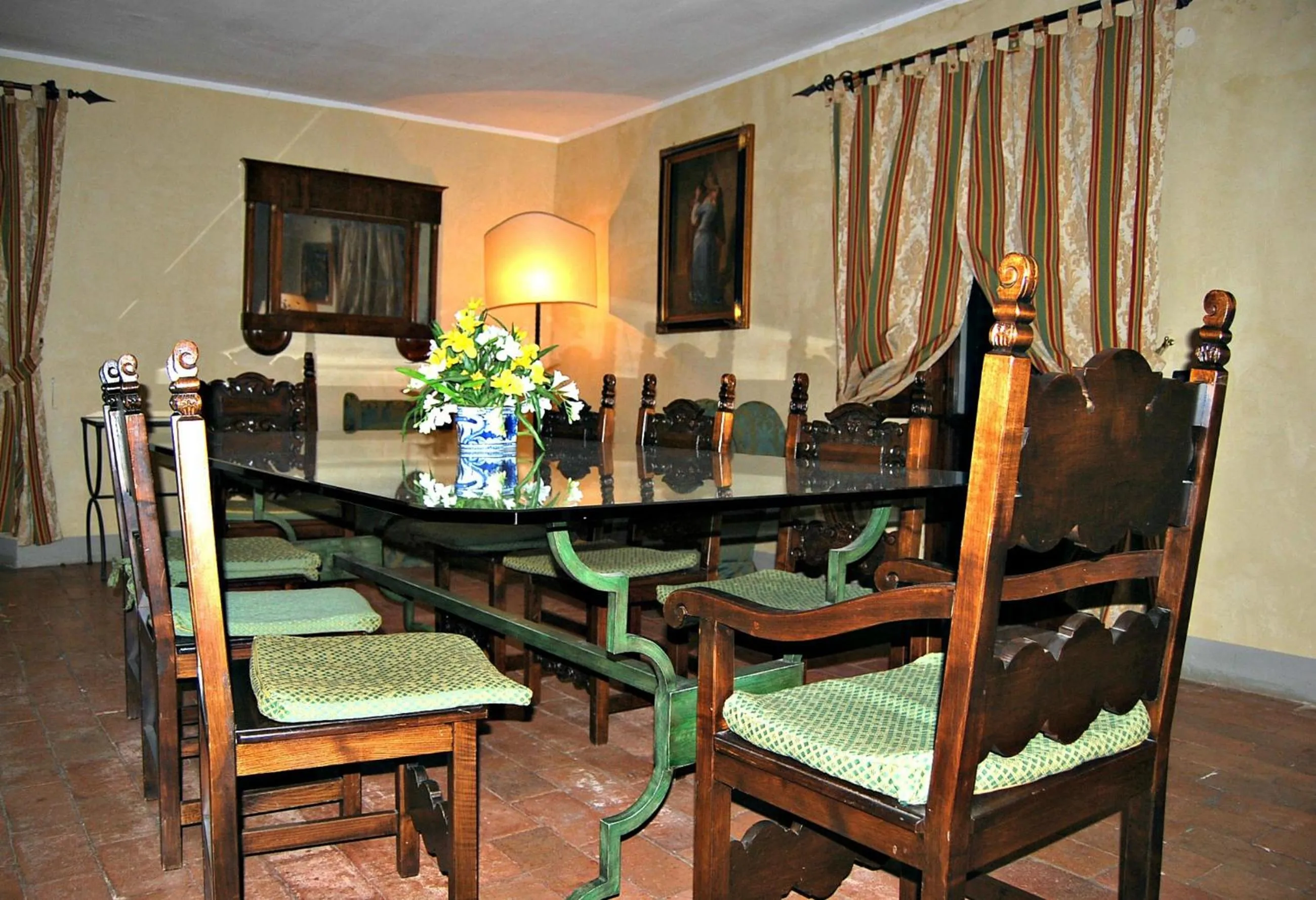 Dining area in Villa Marisel