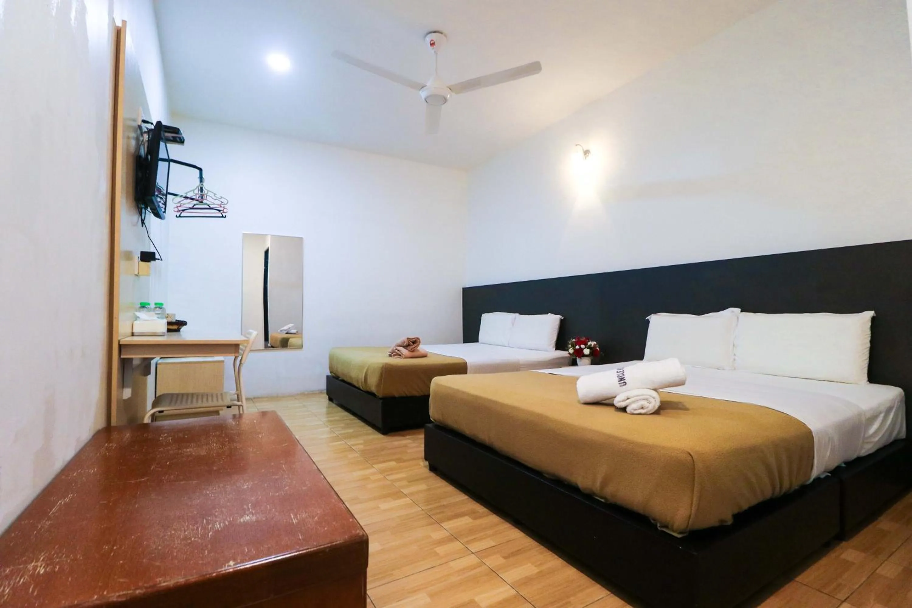 Bed in Uncle Guesthouse Kuala Terengganu