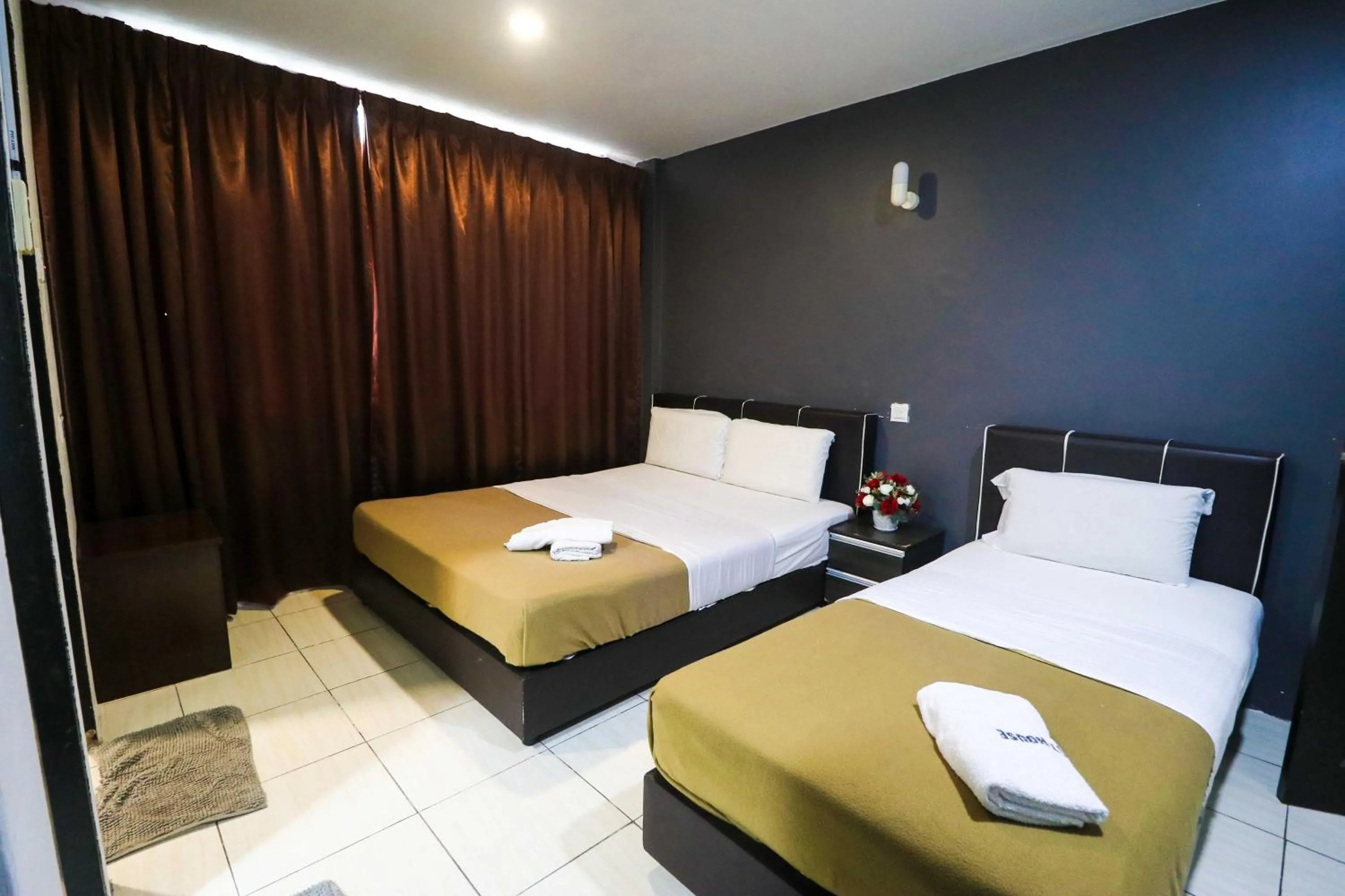 Bed in Uncle Guesthouse Kuala Terengganu