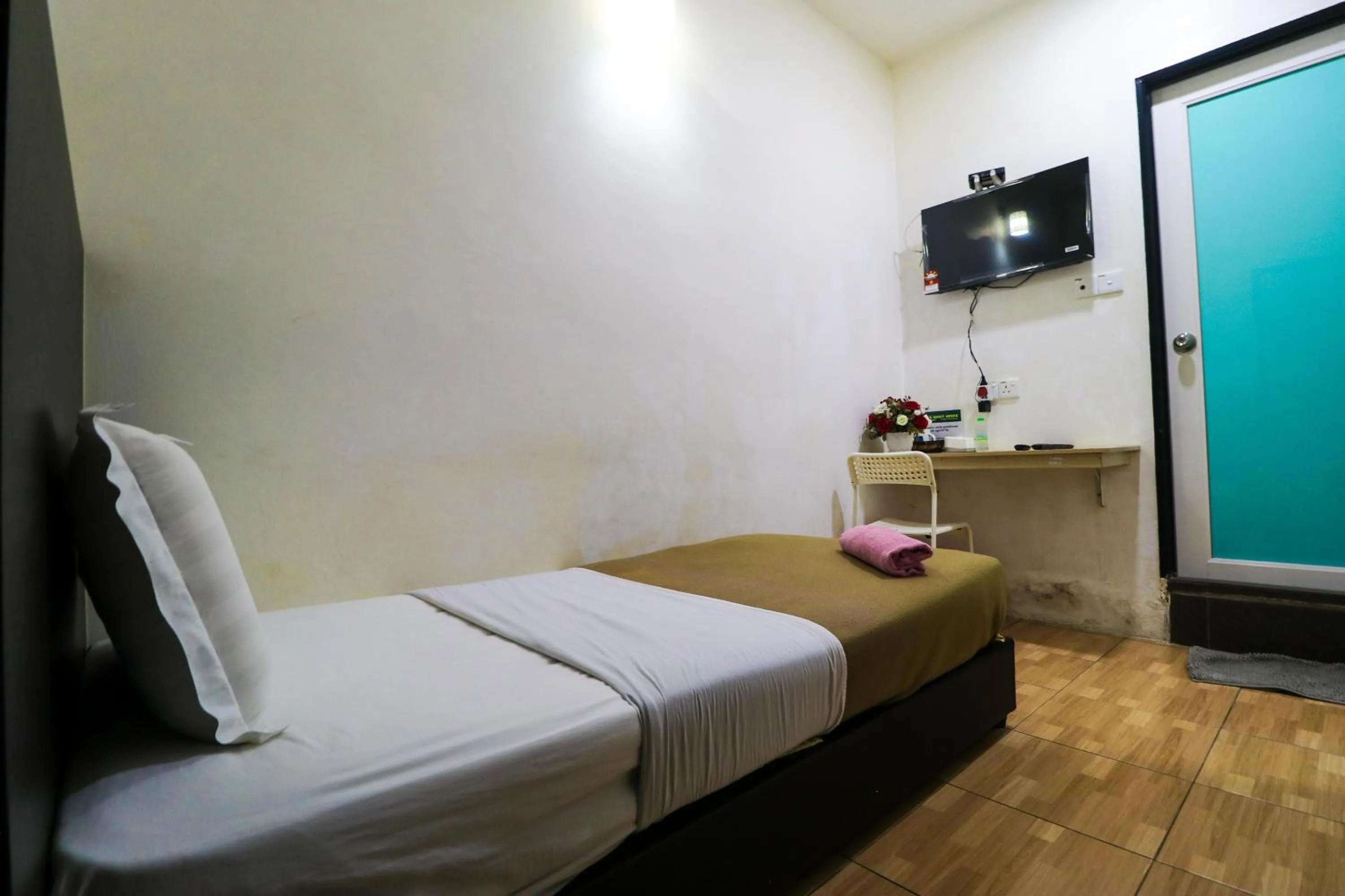 Bed in Uncle Guesthouse Kuala Terengganu