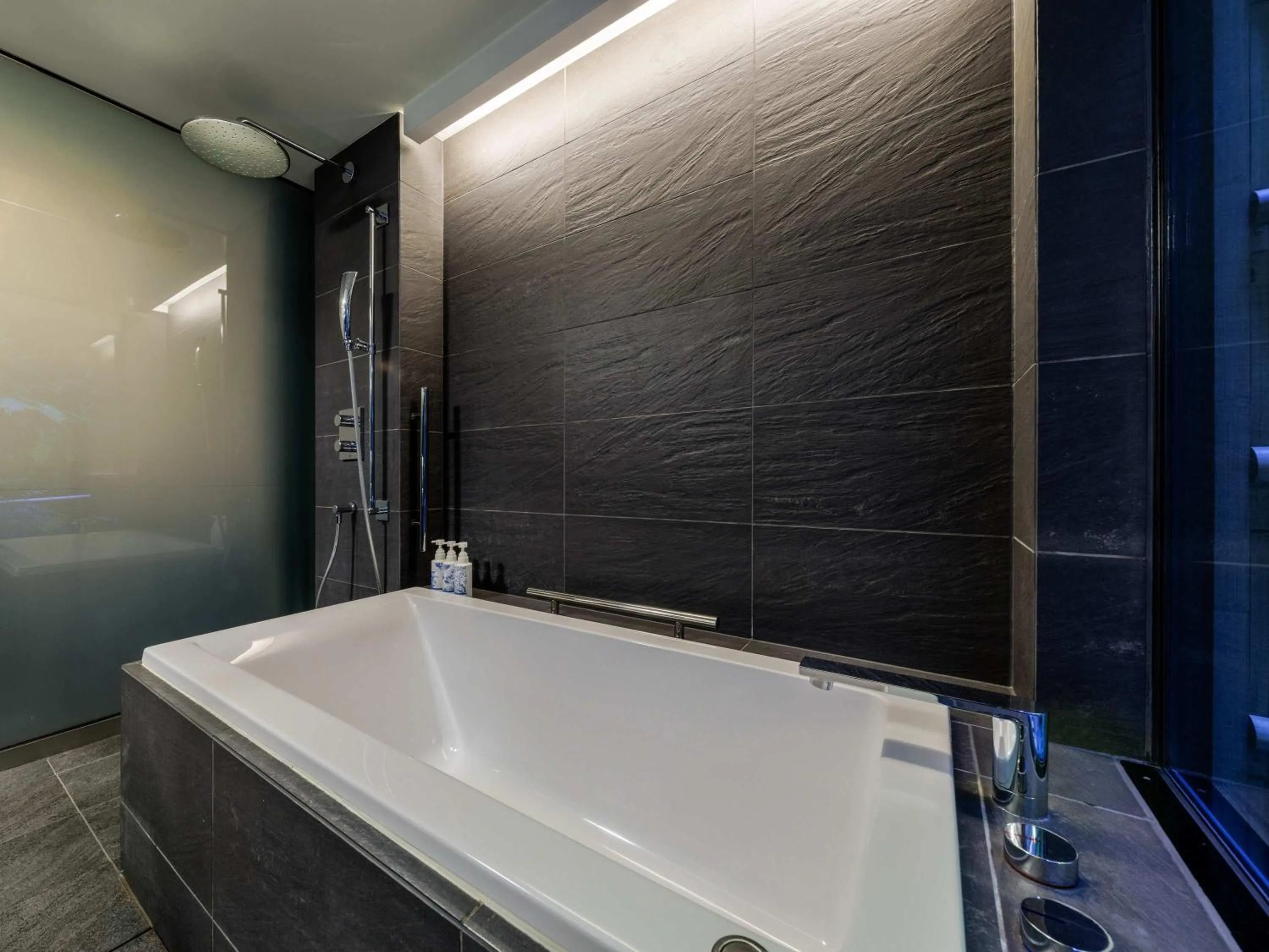 Bathroom in Solaria Nishitetsu Hotel Kyoto Premier