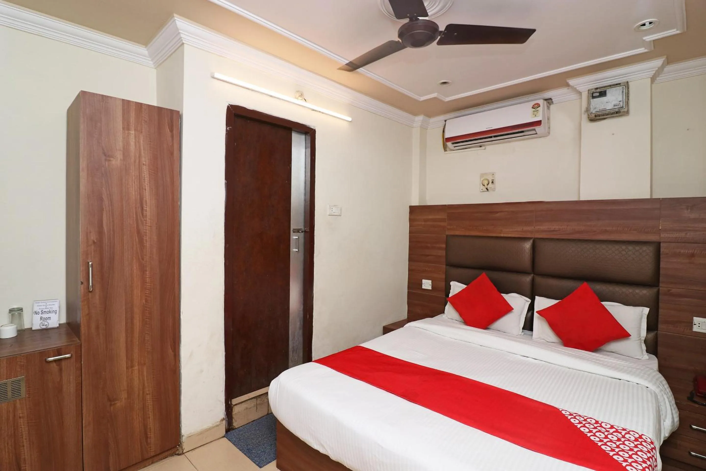 Bedroom, Bed in Super Hotel O by OYO Surya Continental