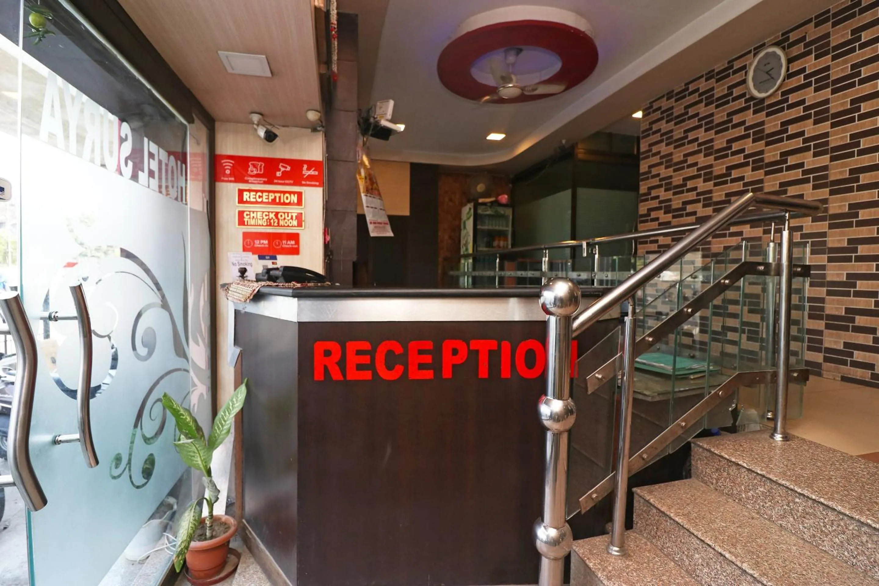 Lobby or reception in Super Hotel O by OYO Surya Continental