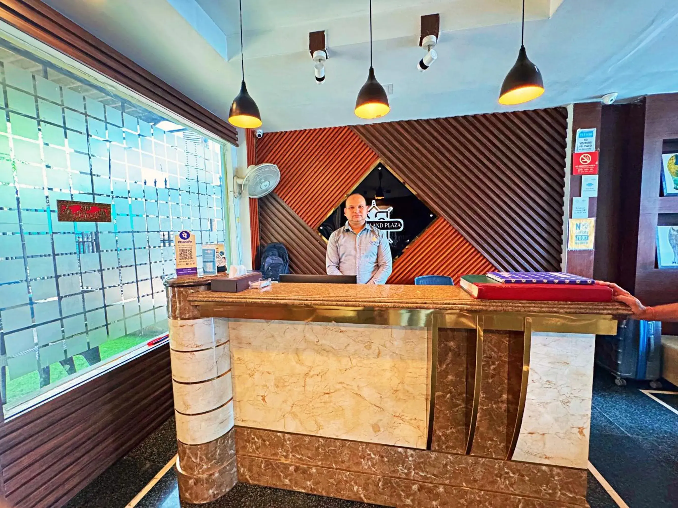 Lobby or reception in The Oakland plaza - Nehru Place by Orion Hotels Lobby or reception in The Oakland plaza - Nehru Place by Orion Hotels