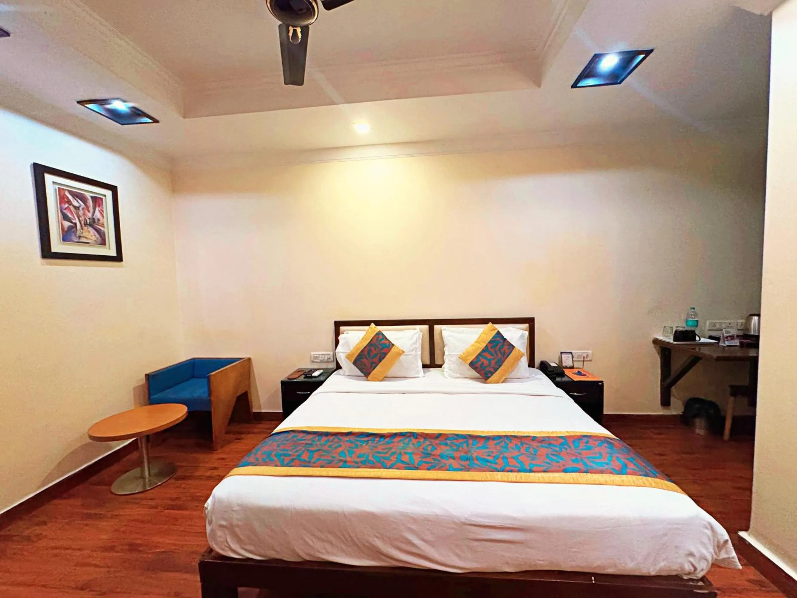 Bedroom, Bed in The Oakland Plaza by Orion Hotels