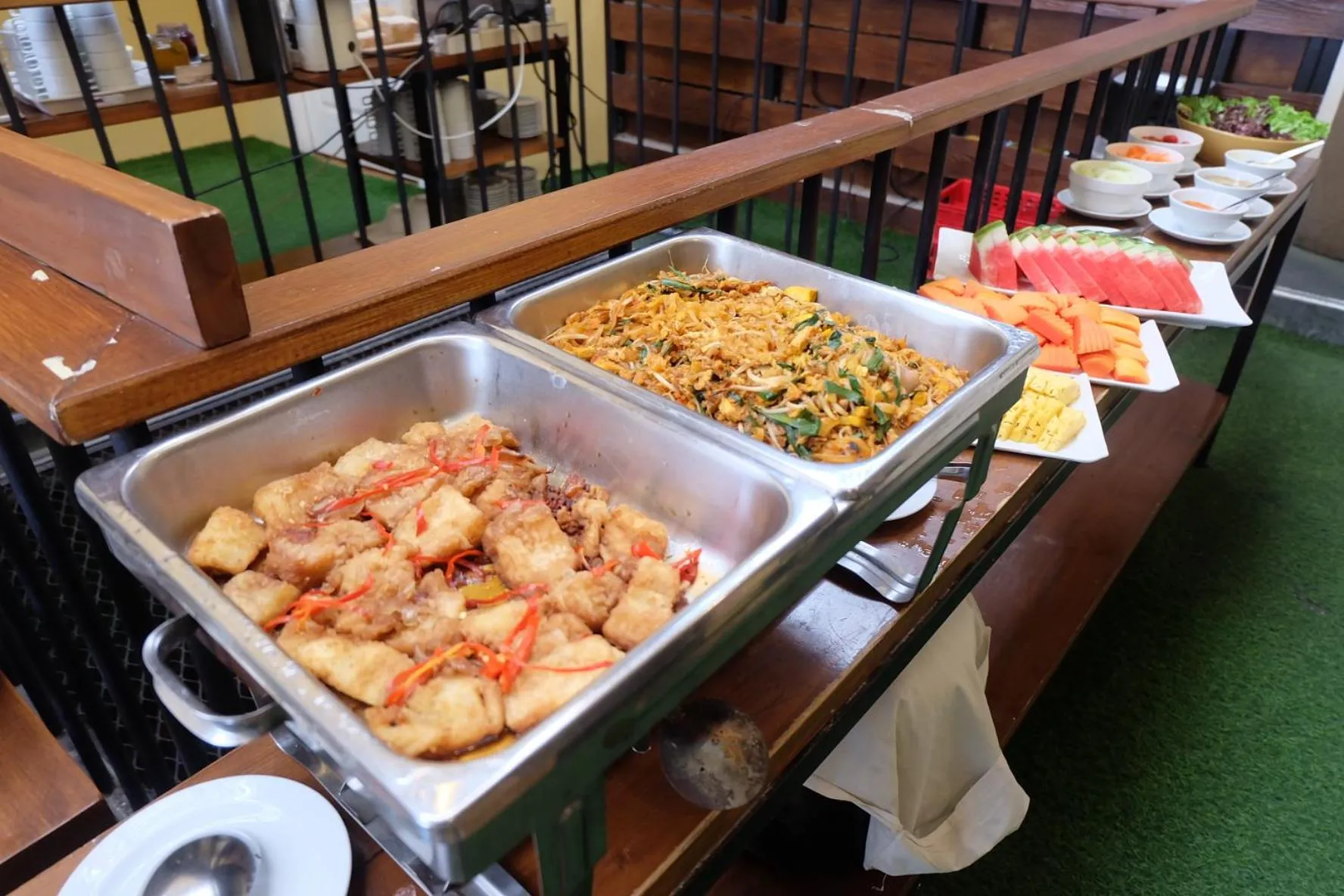 Food in Siri Poshtel Bangkok