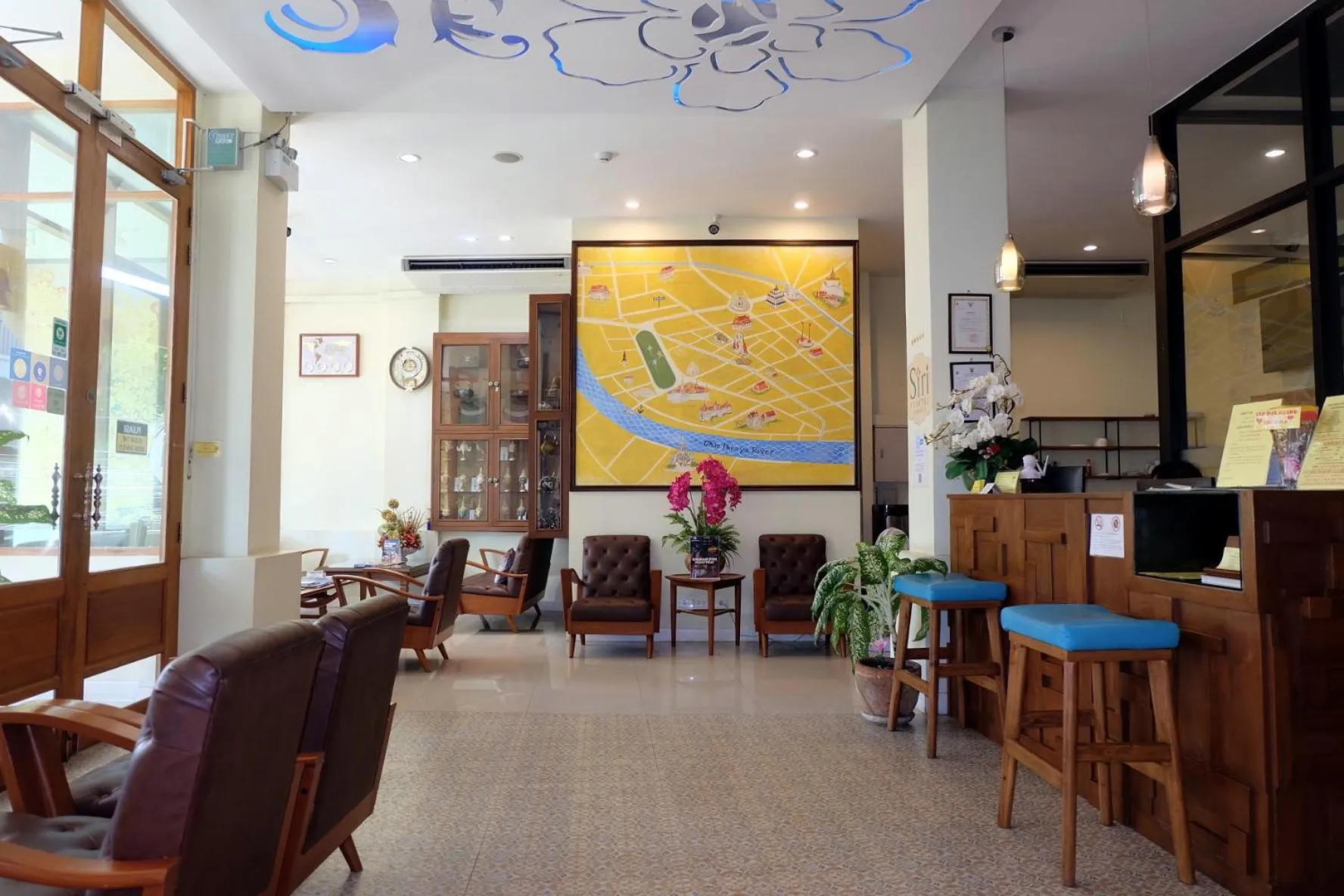 Lobby or reception in Siri Poshtel Bangkok